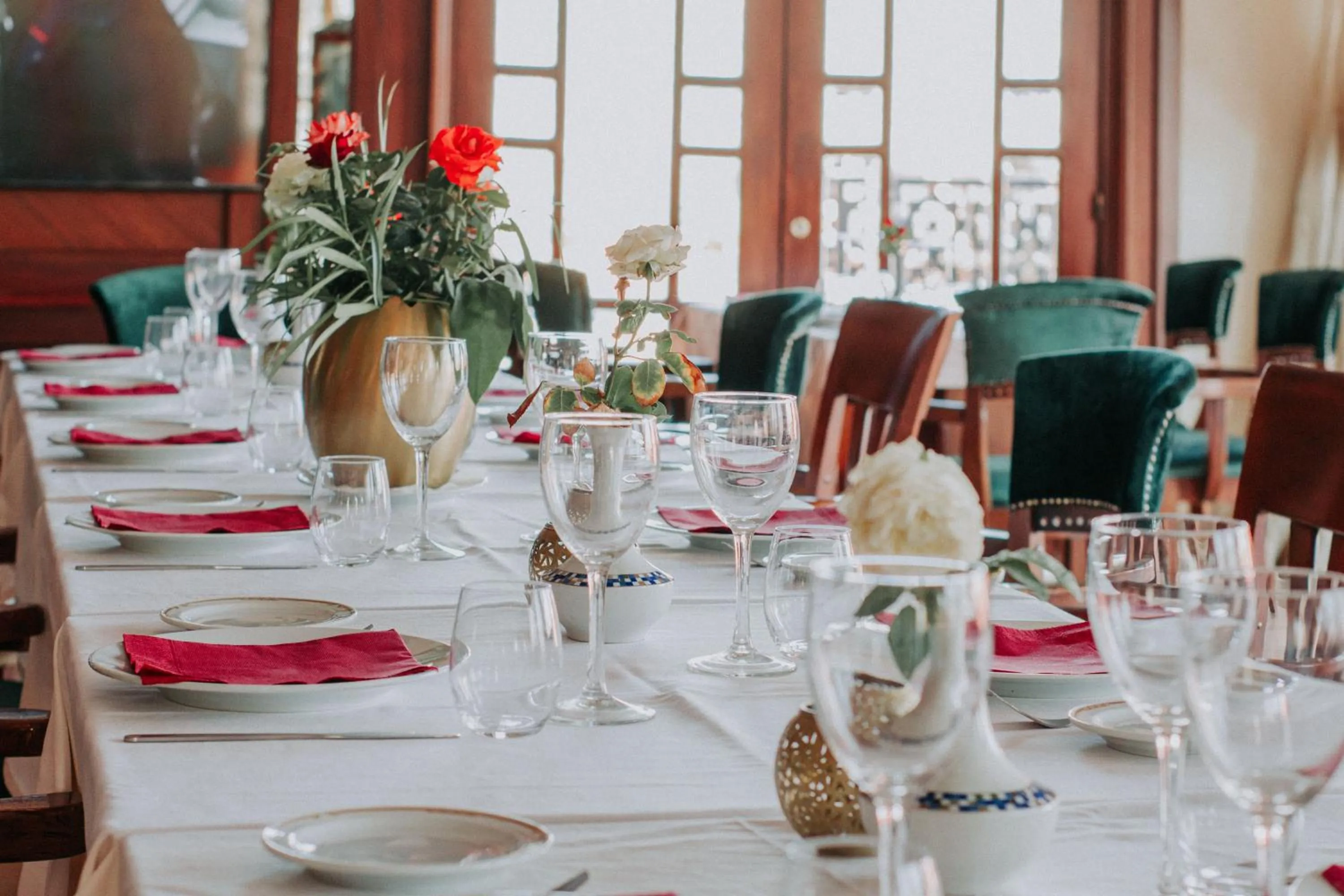 Restaurant/places to eat in Borj Des Cascades & Spa