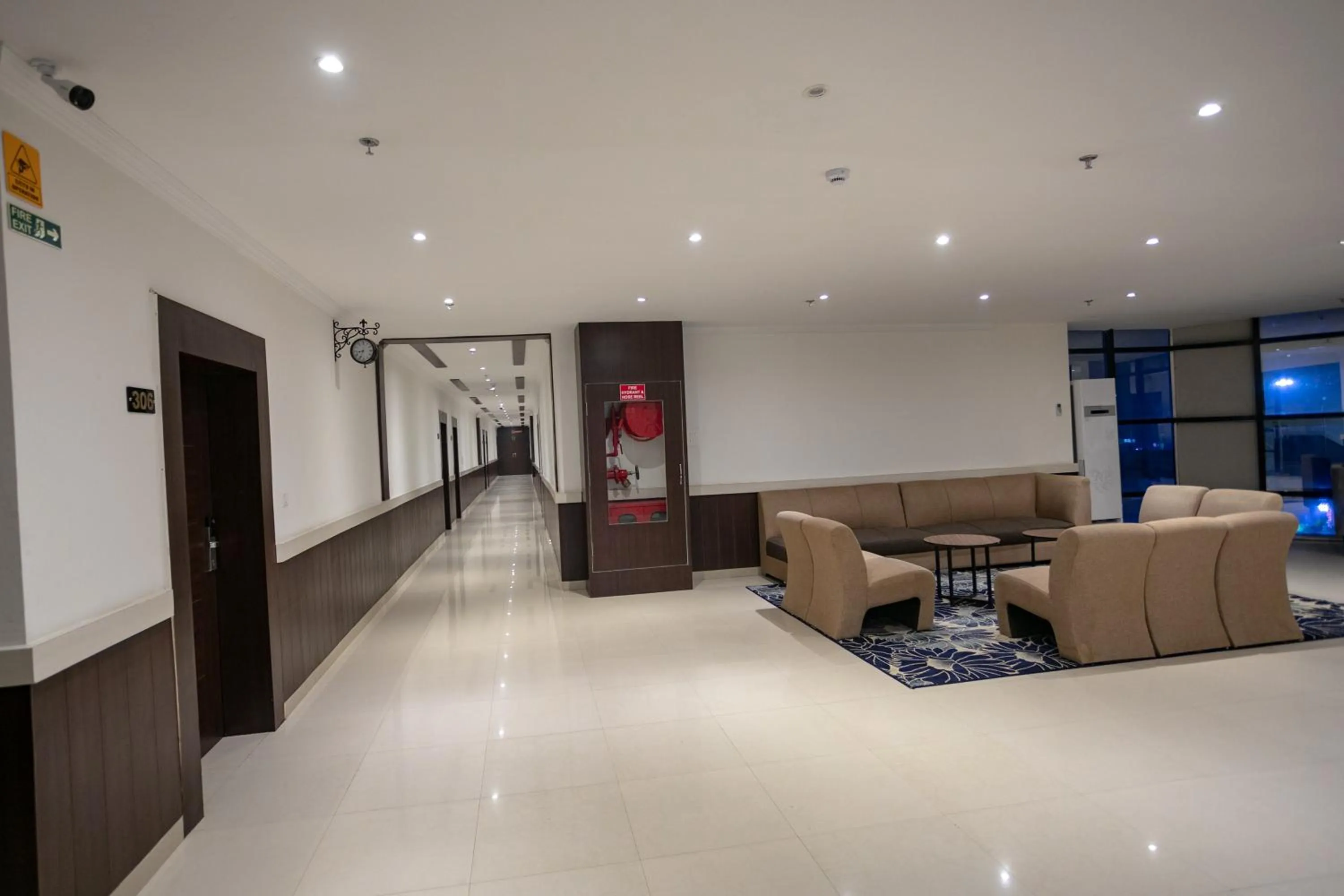 Seating area in Hotel Starlight