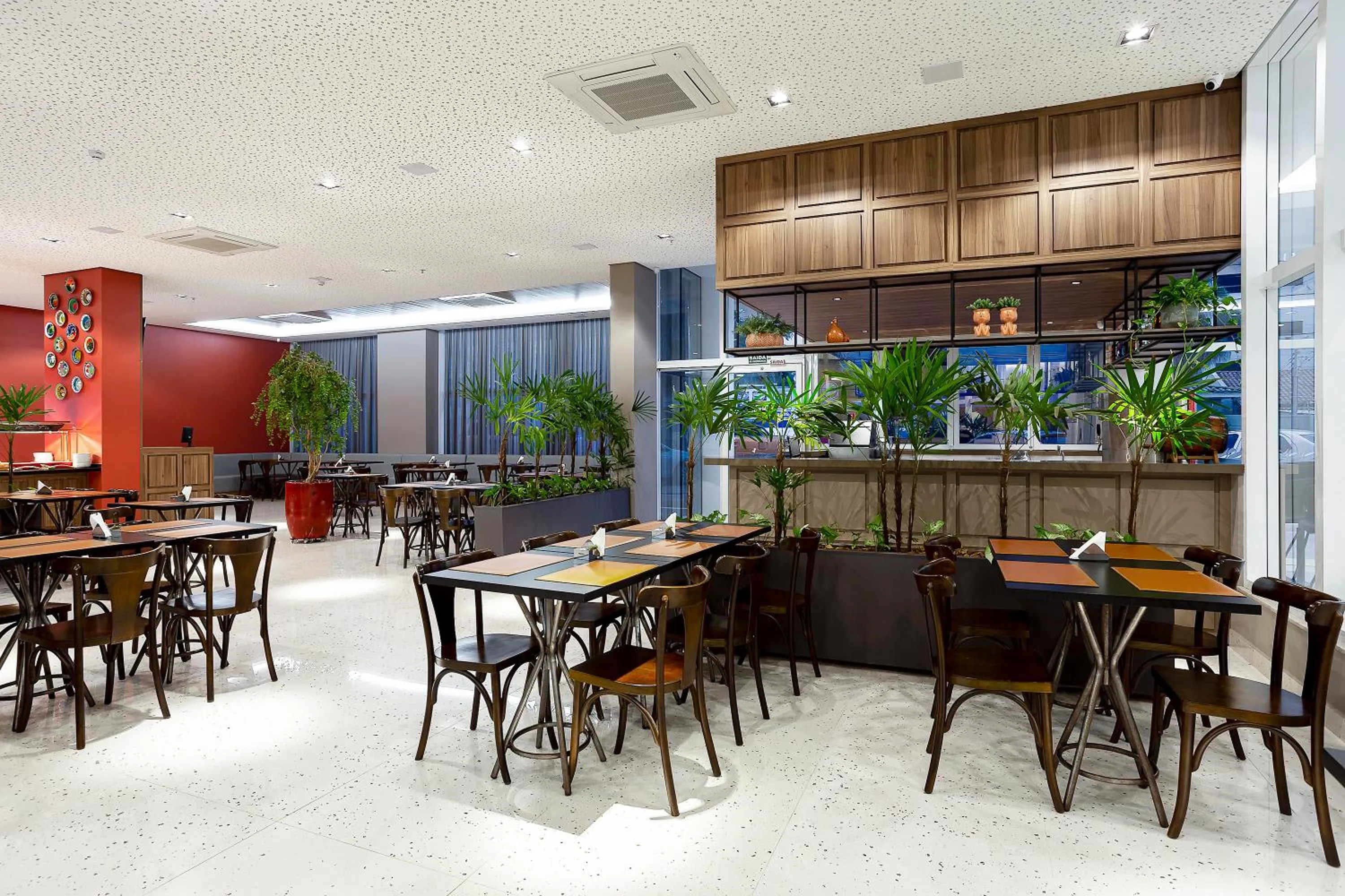 Restaurant/places to eat in Nacional Inn Rondonópolis