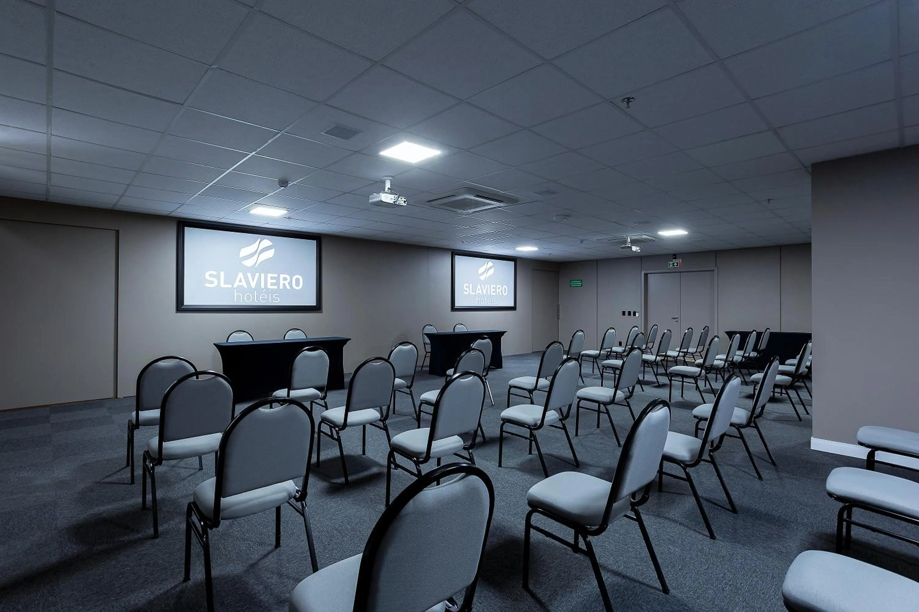 Meeting/conference room in Slaviero Rondonópolis Centro