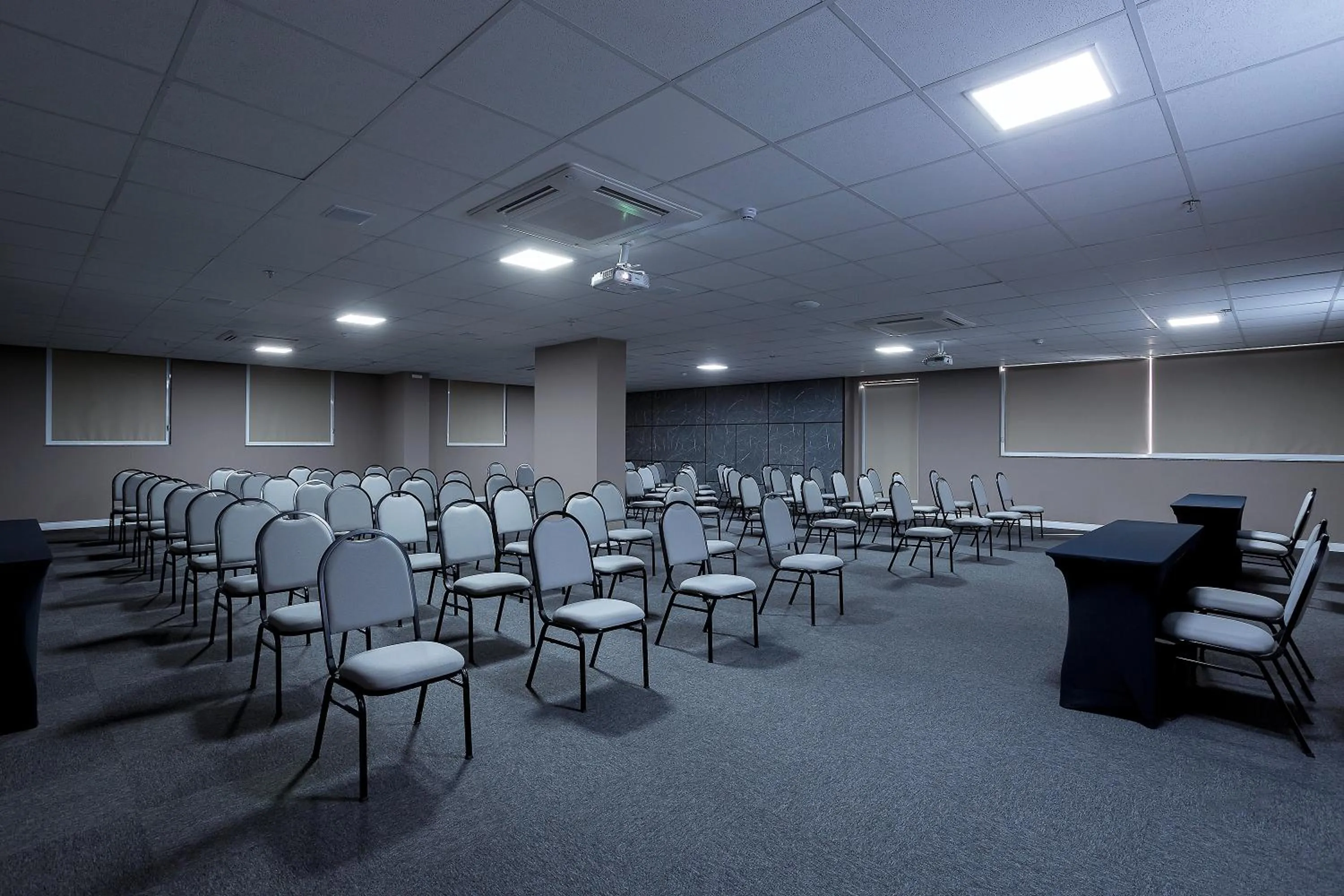 Meeting/conference room in Nacional Inn Rondonópolis