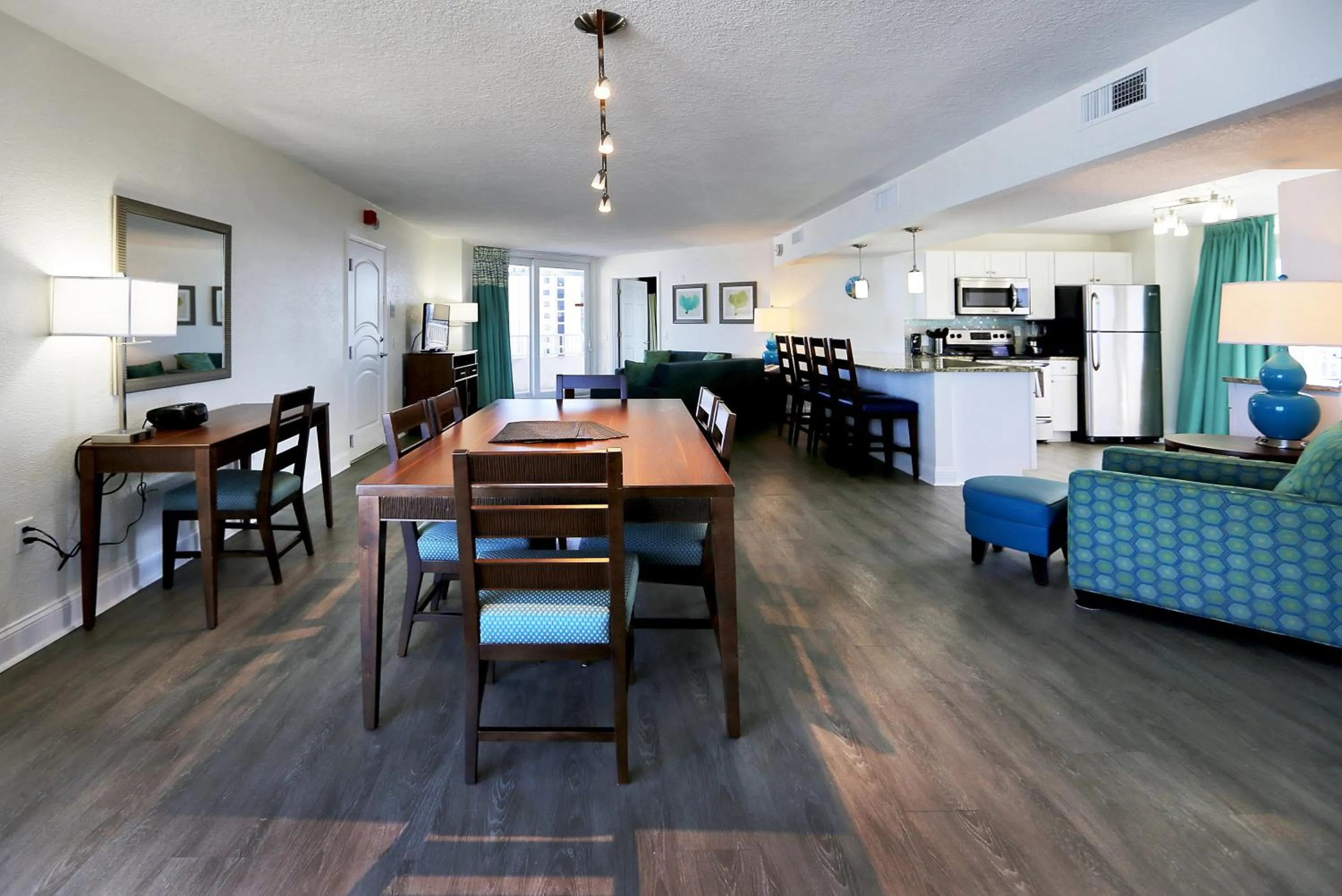 Dining area in Atlantic Terrace