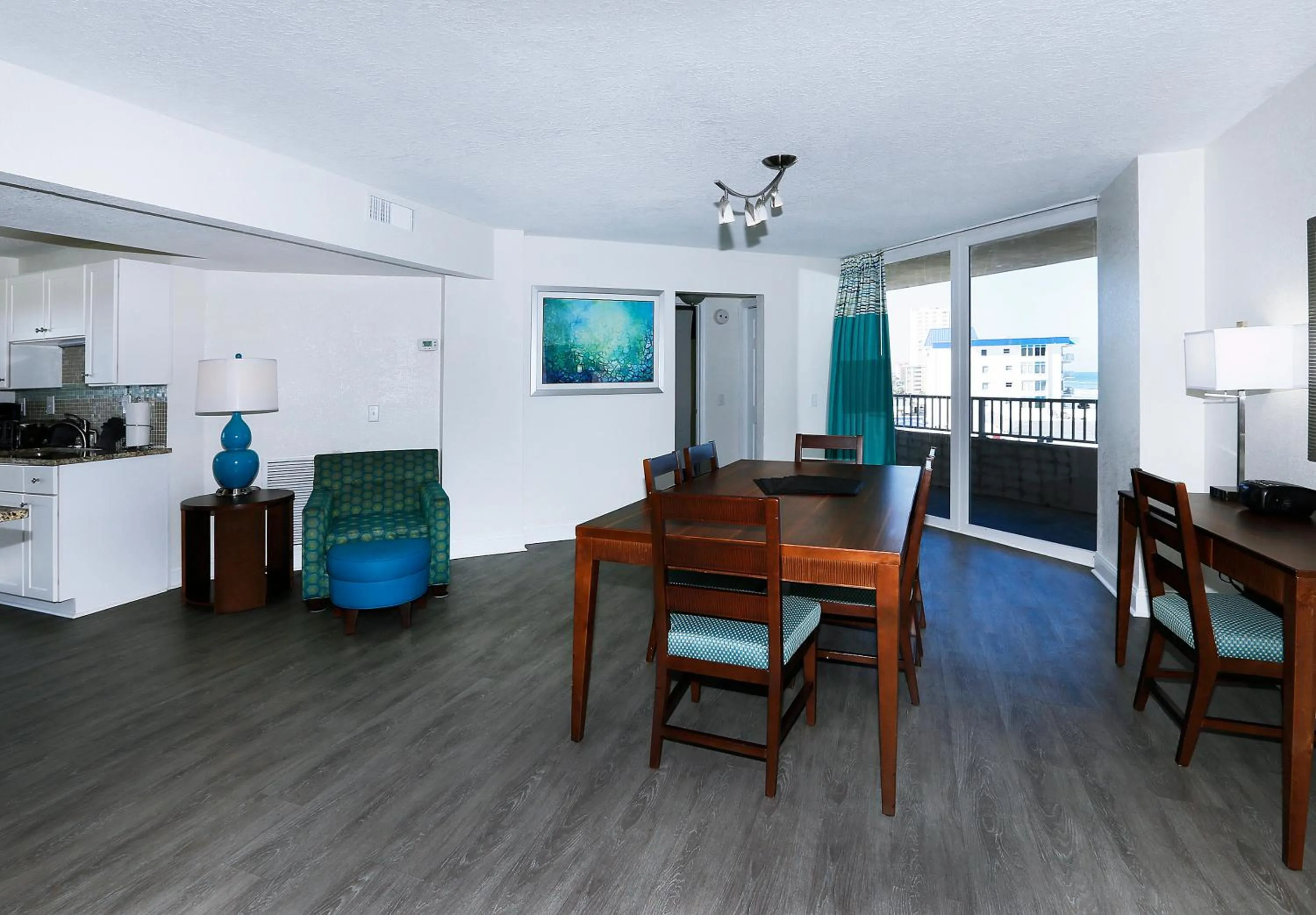 Dining area in Atlantic Terrace