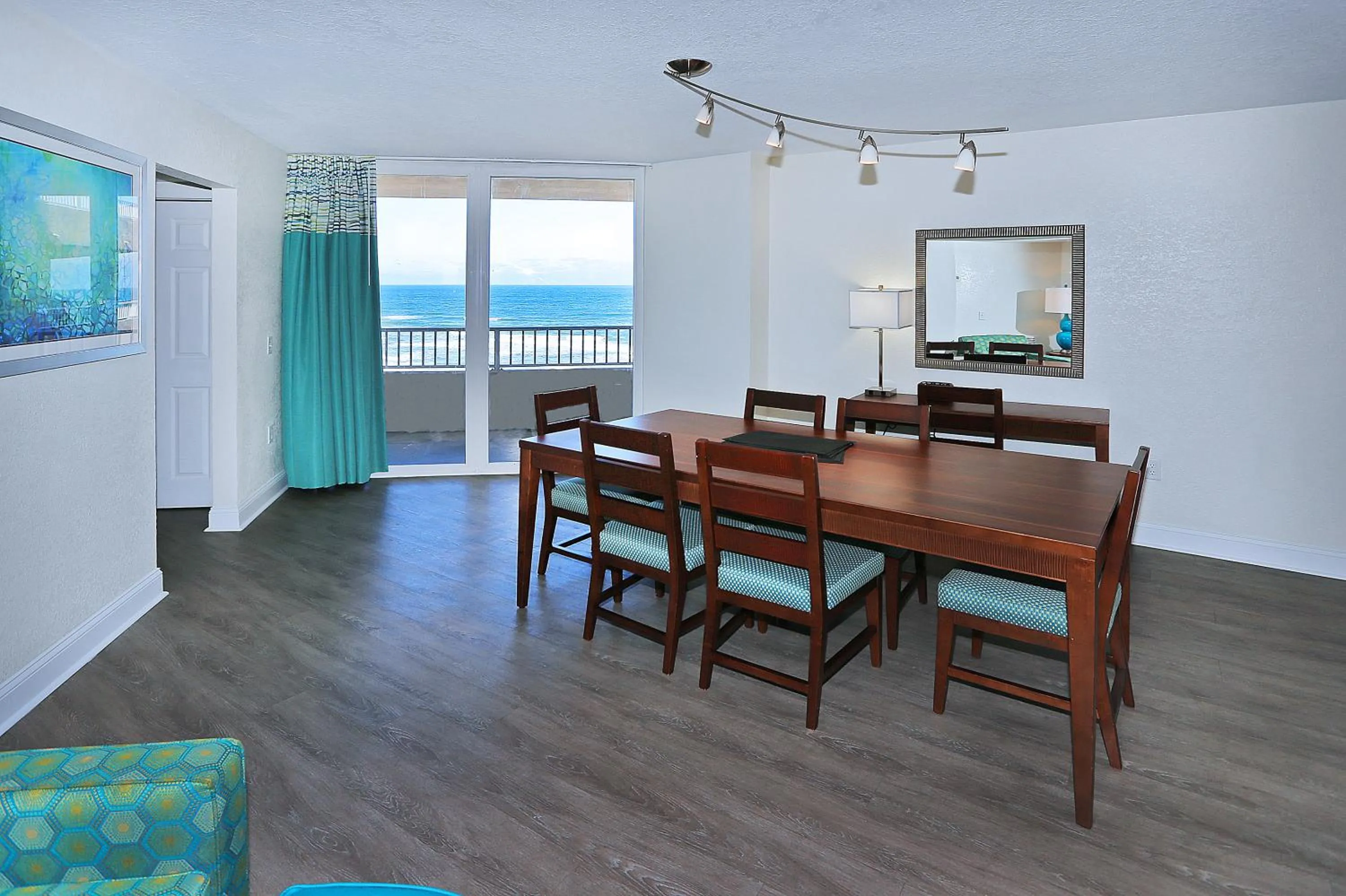 Dining area in Atlantic Terrace