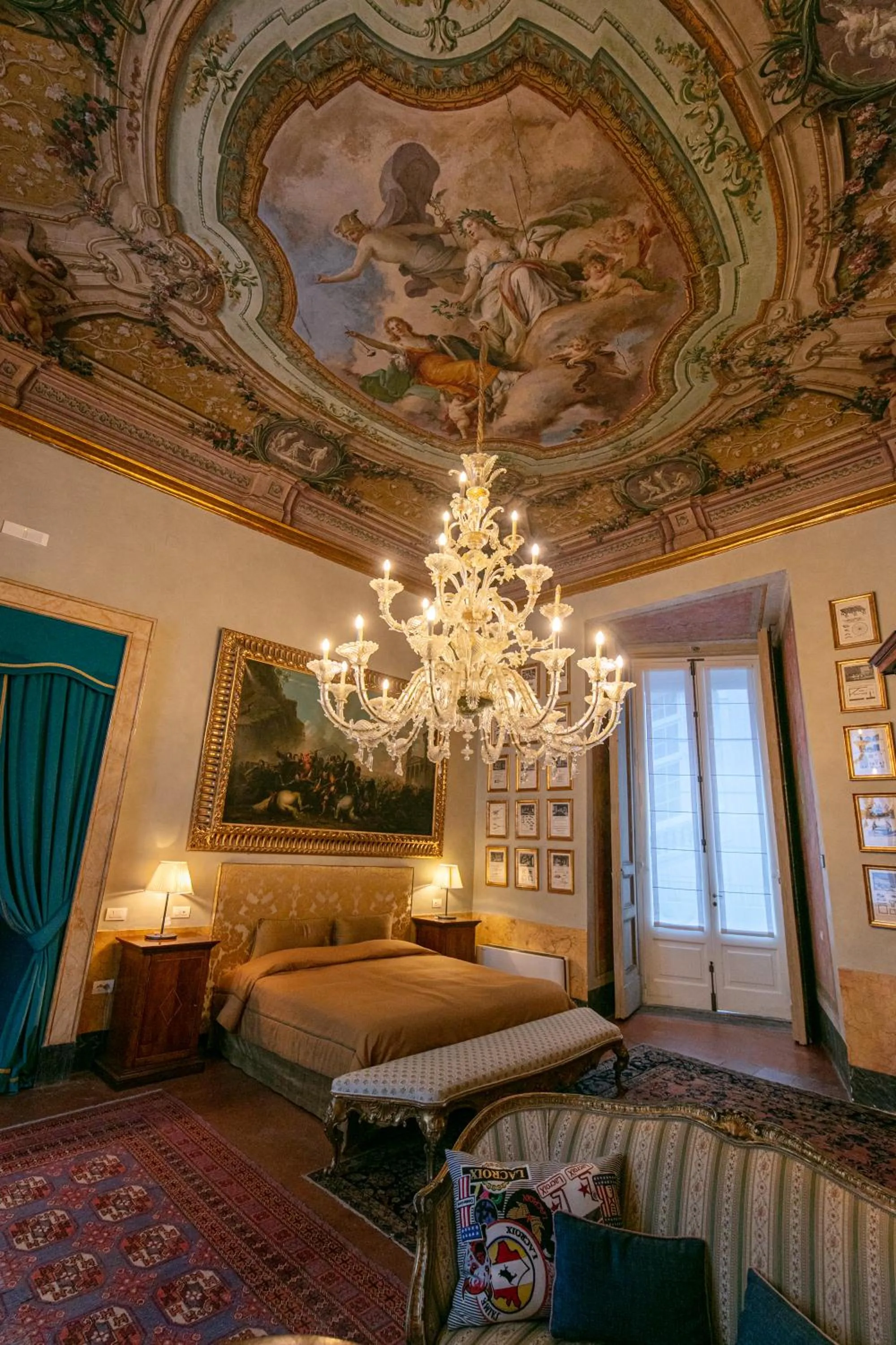 Bed in Palazzo Doria Napoli