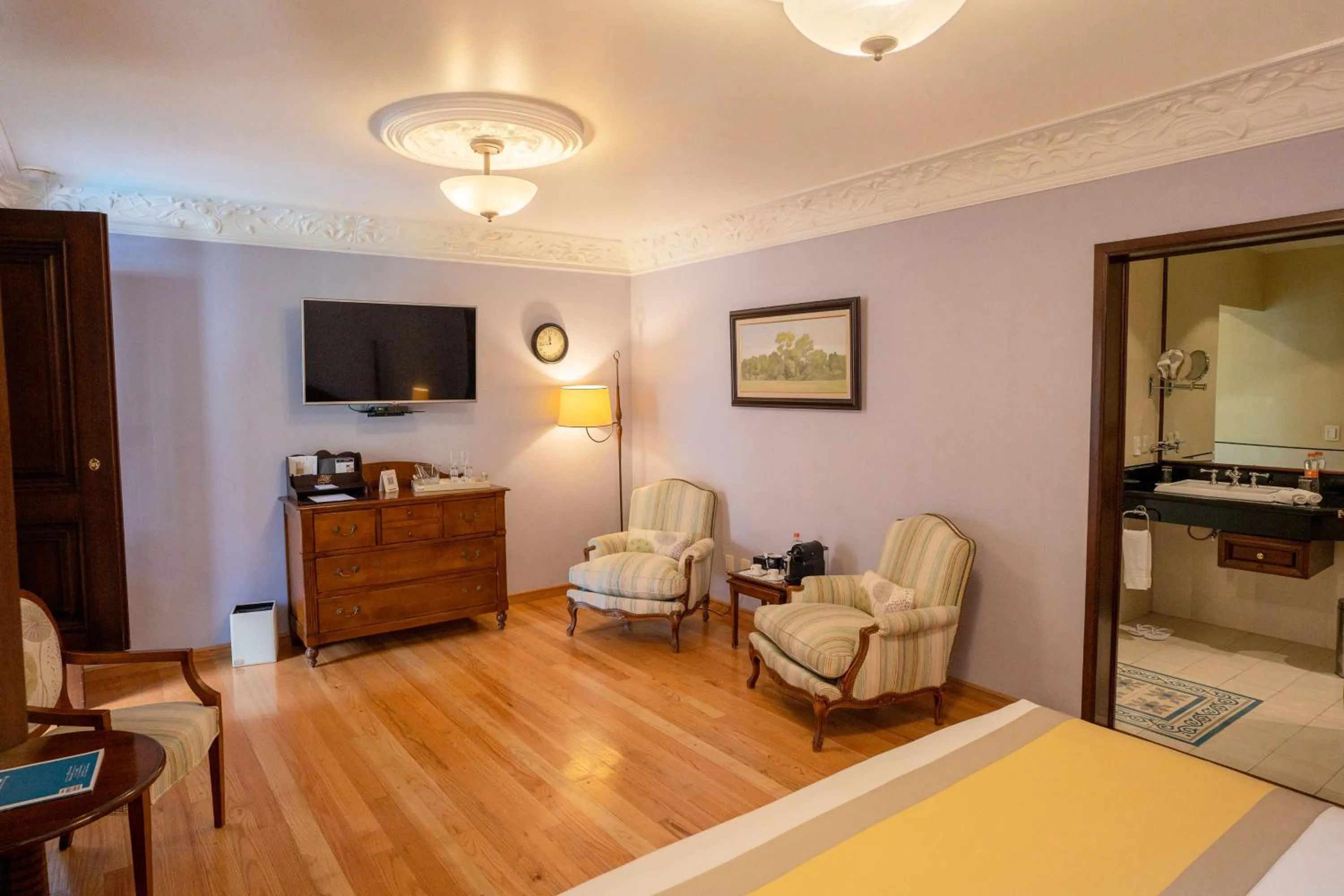 Coffee/tea facilities, Bed in Villa Maria Cristina Hotel