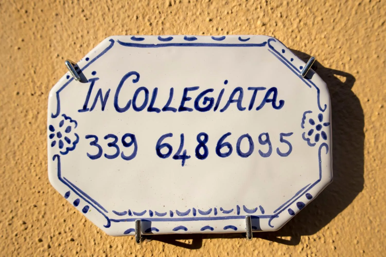 Property logo or sign in In Collegiata