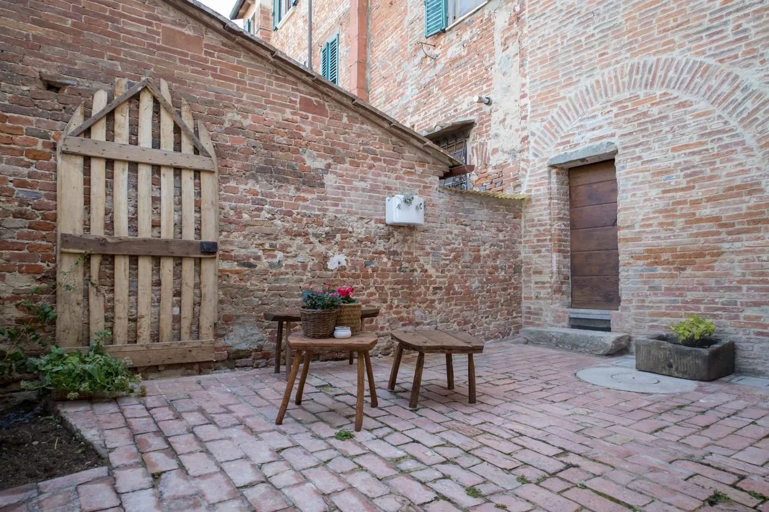 Patio in In Collegiata