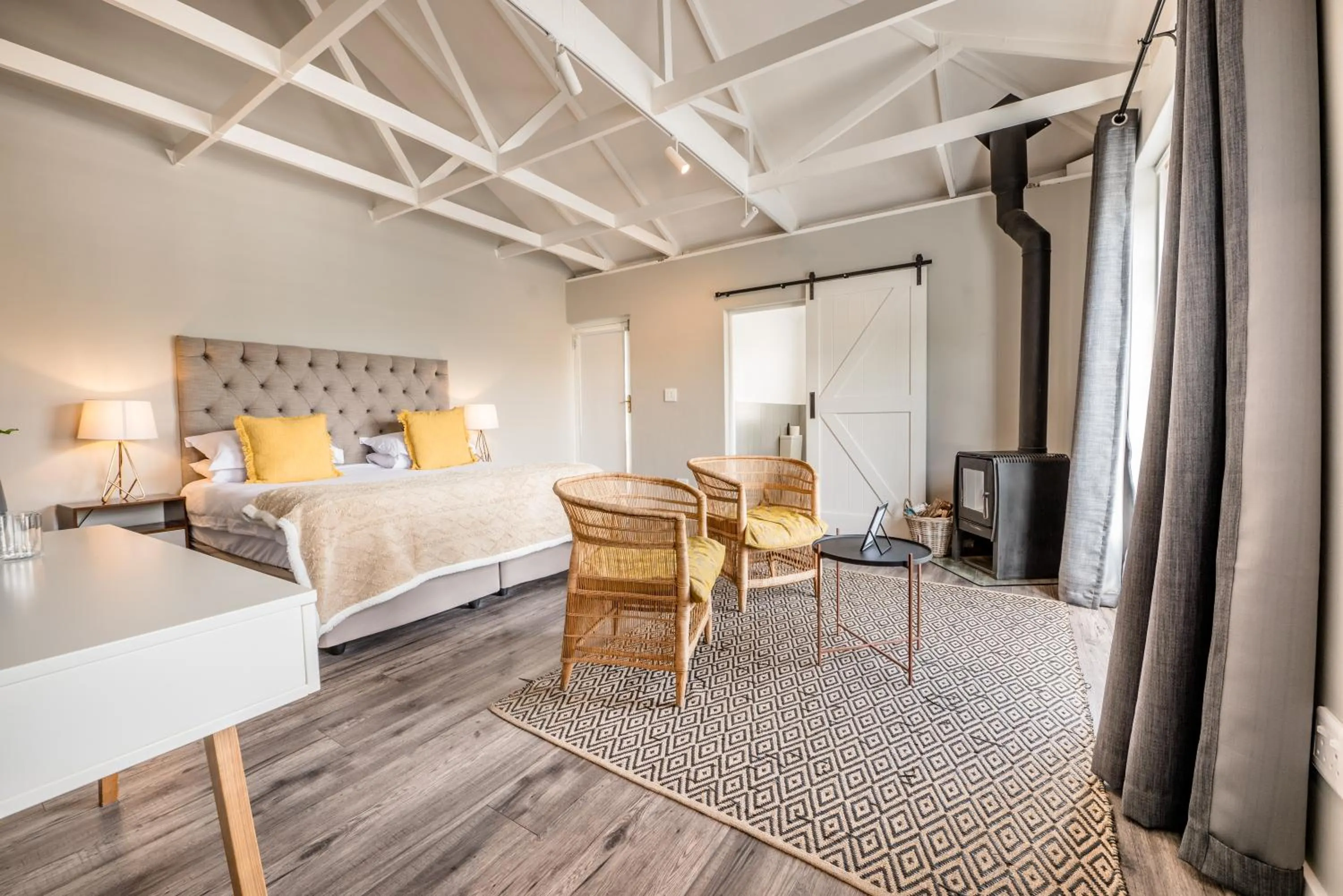 Bed in Corner House Residence