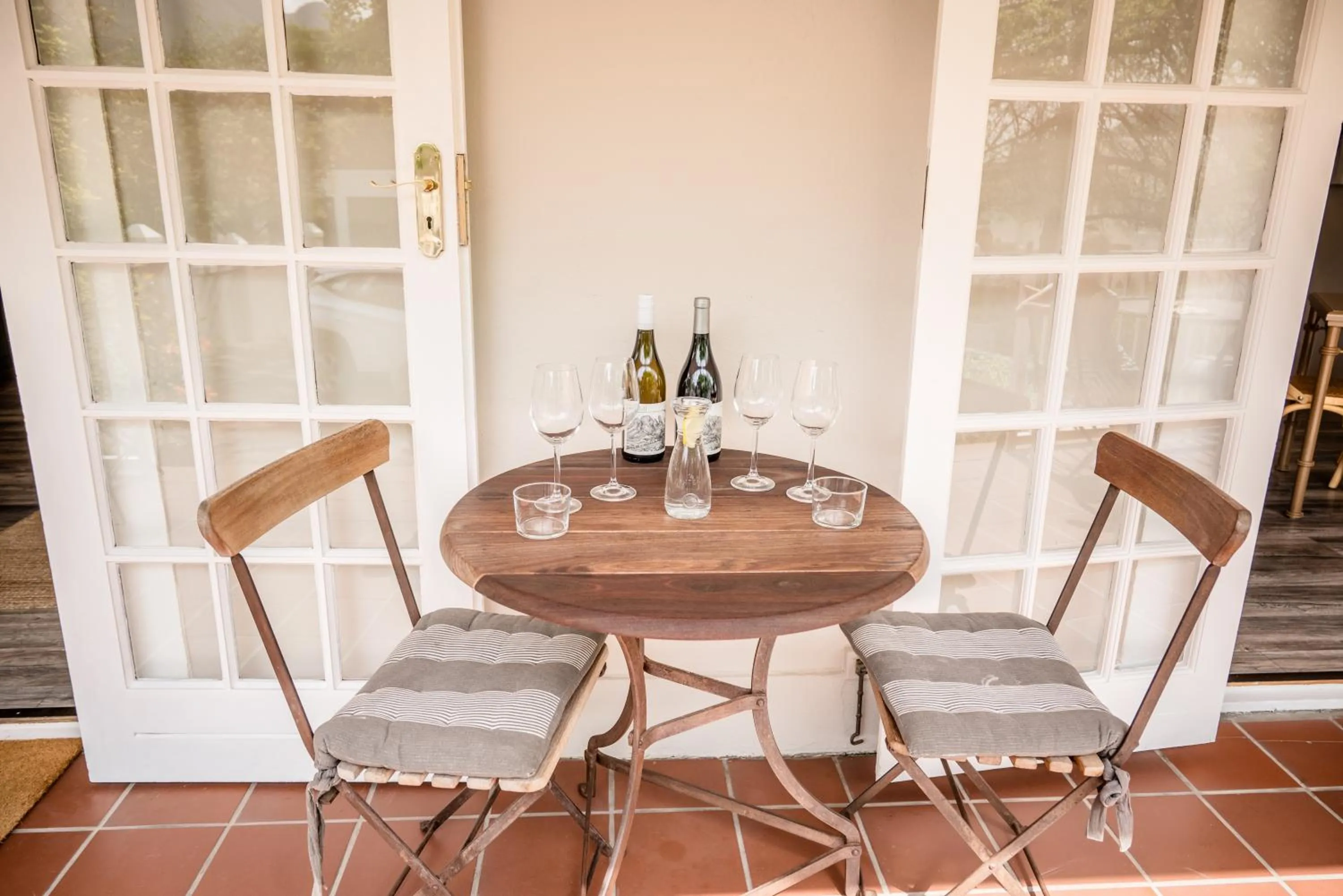 Patio in Corner House Residence