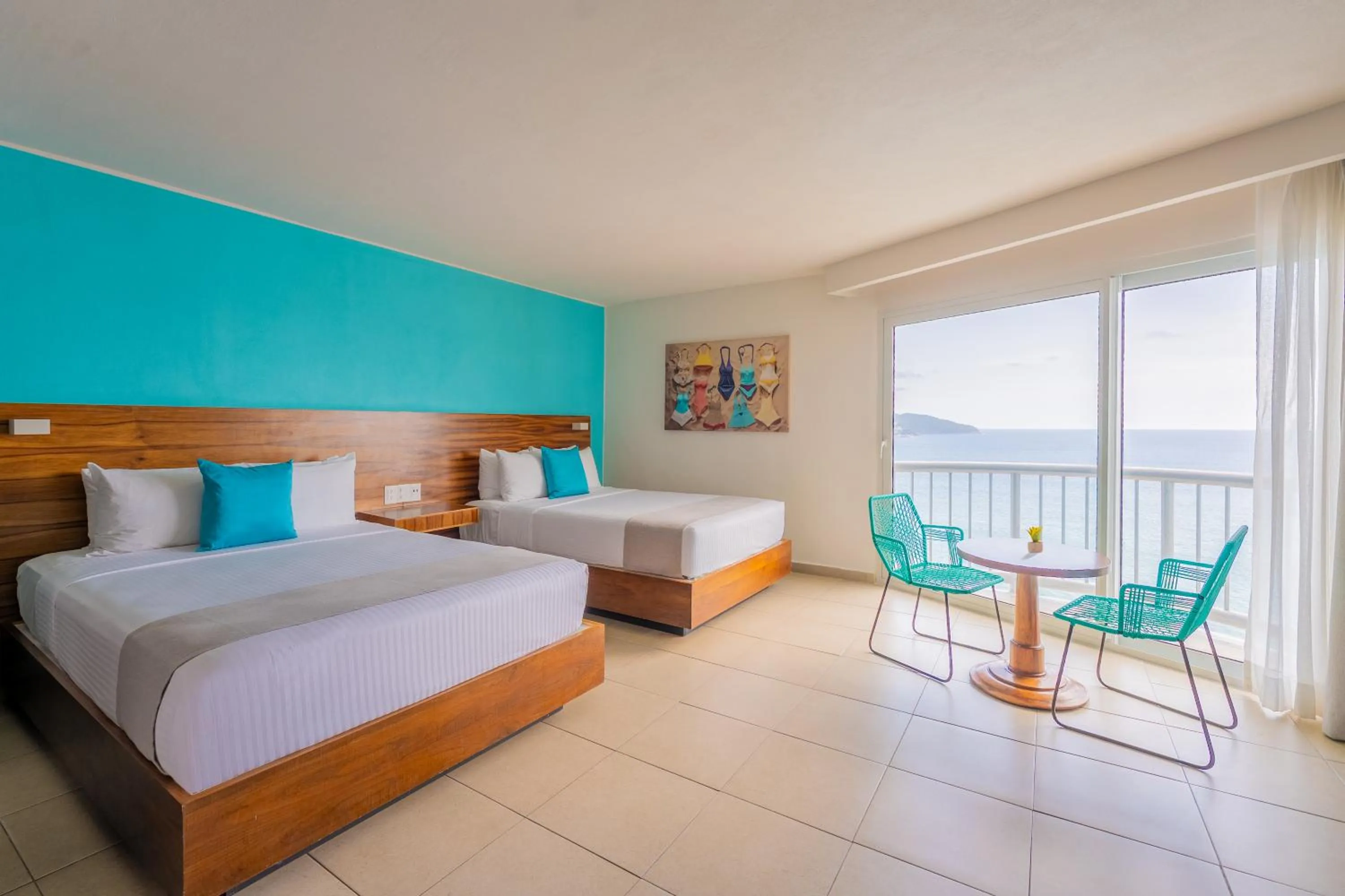 Bed in Hotel Amares Acapulco