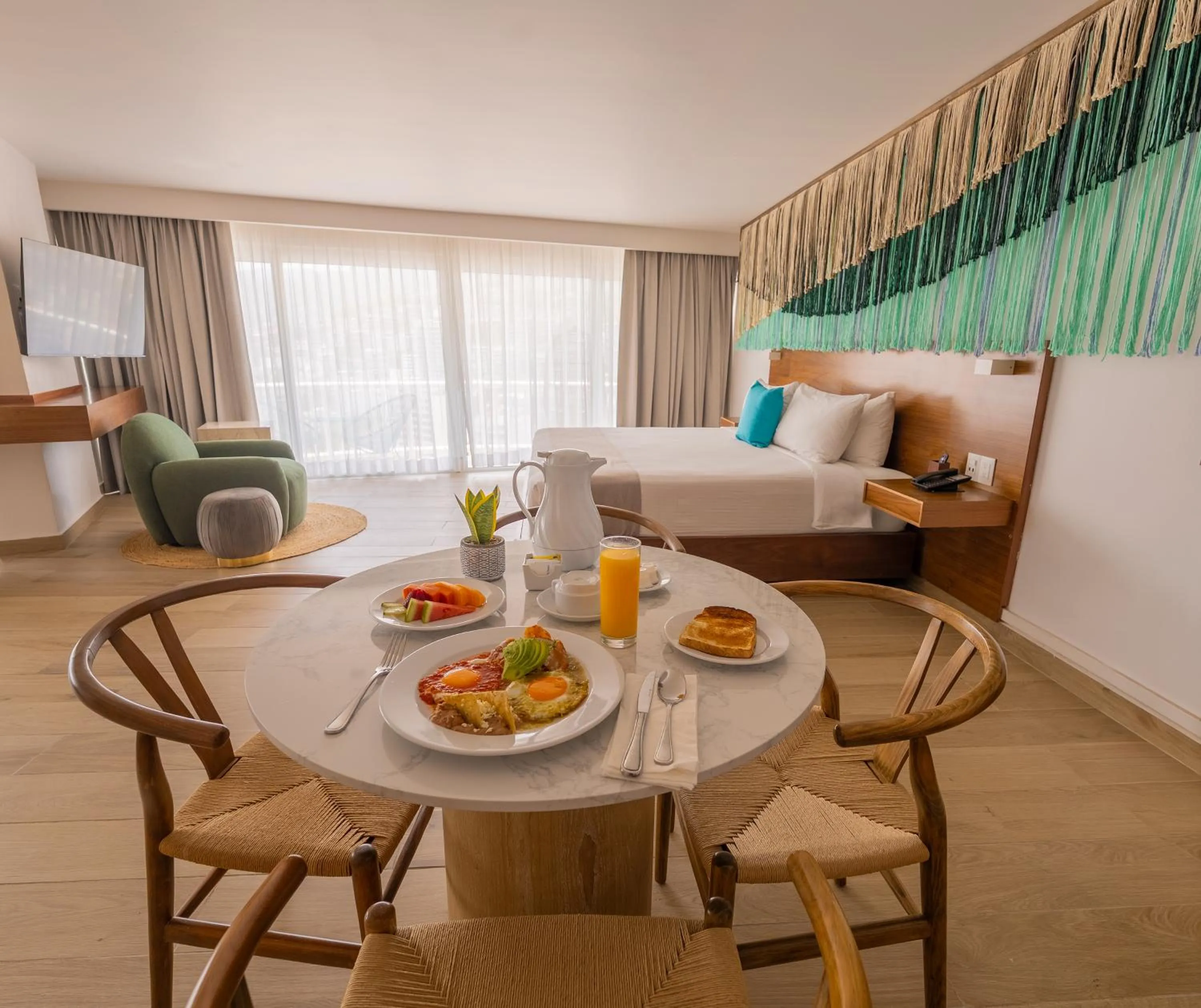 Bed in Hotel Amares Acapulco