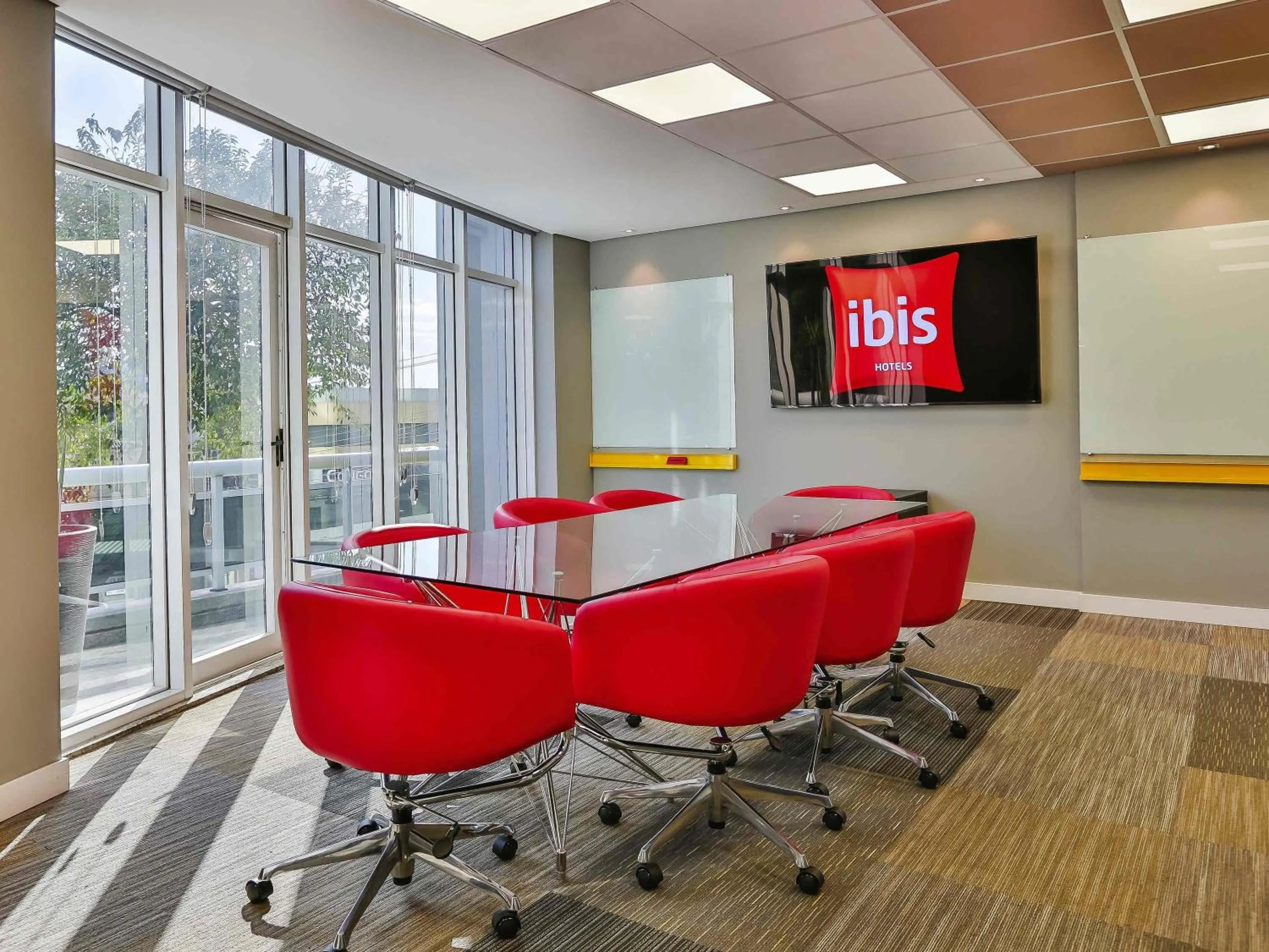 Meeting/conference room in ibis Sao Paulo Congonhas