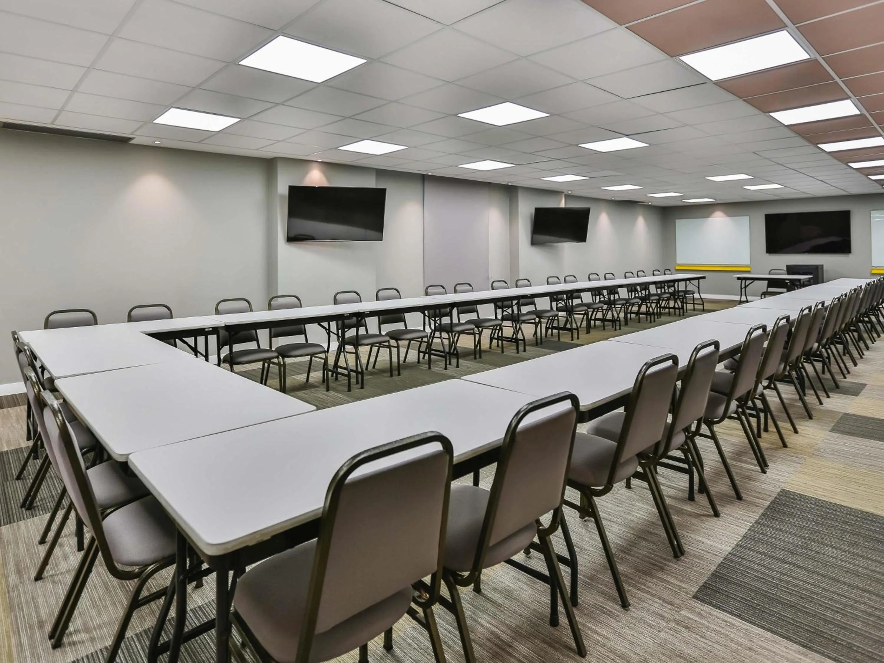 Meeting/conference room in ibis Sao Paulo Congonhas