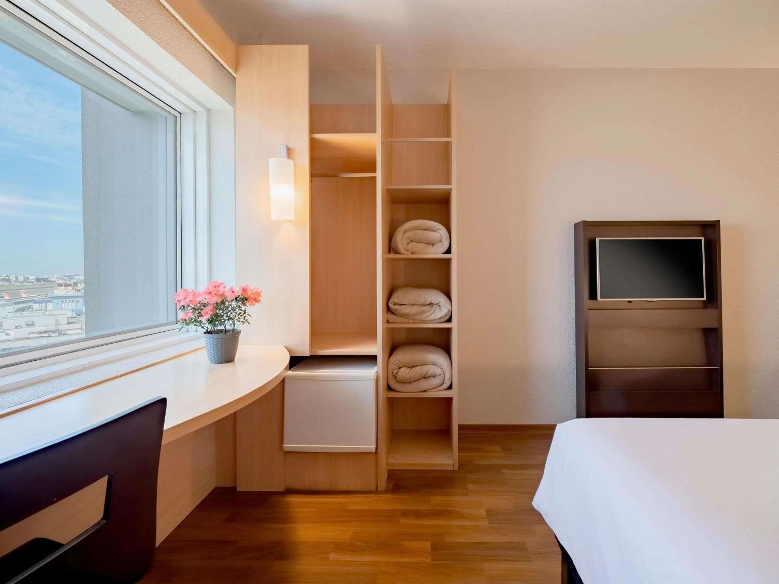 Bedroom, Bed in ibis Sao Paulo Congonhas