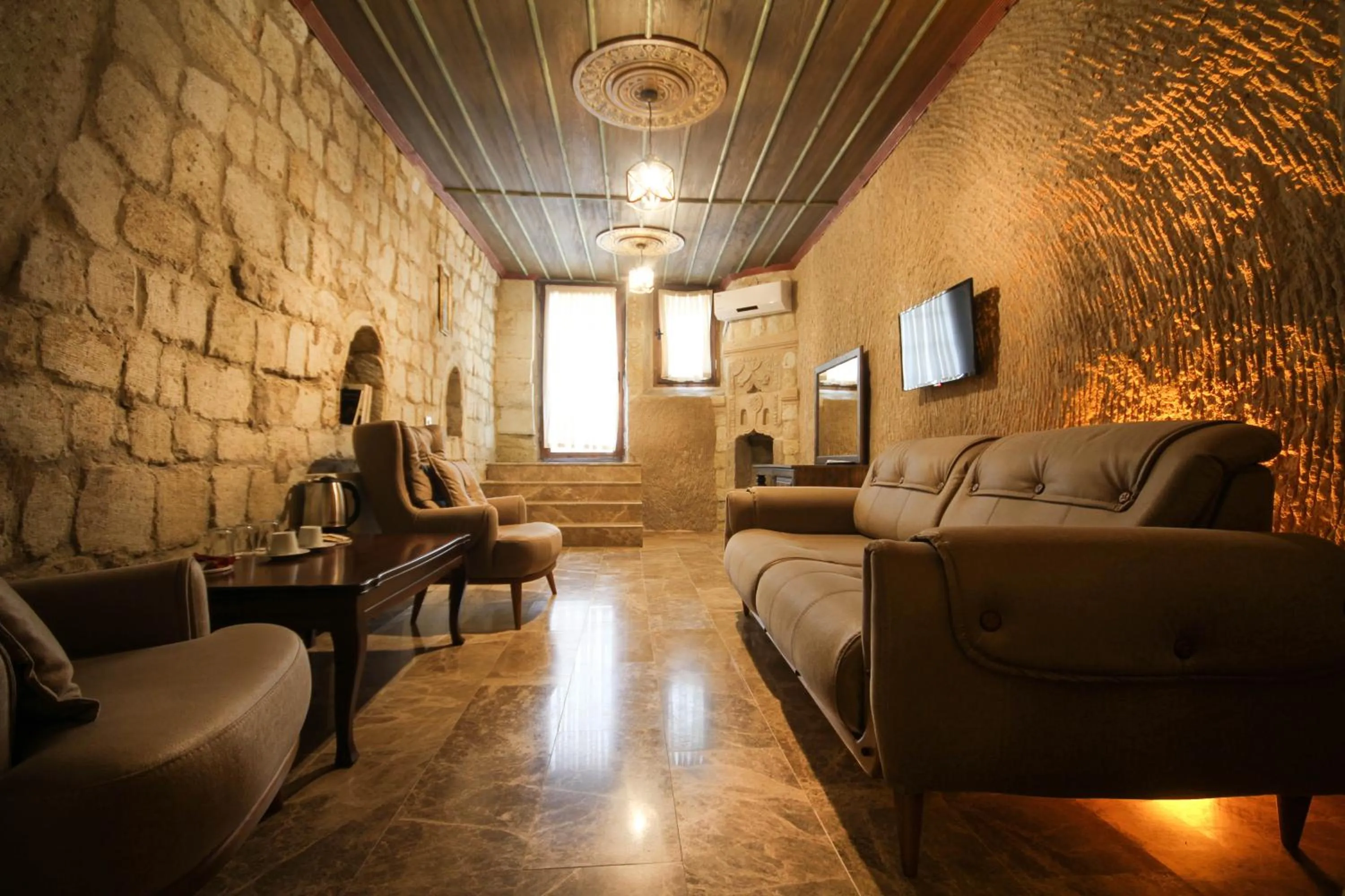 Heaven Cave House - Razziya Evi