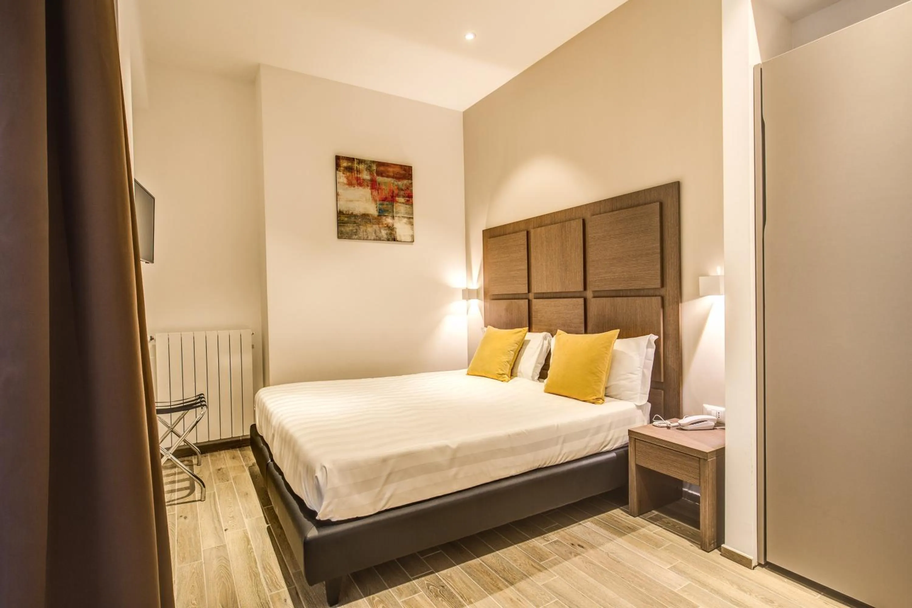 Photo of the whole room, Bed in House Garden