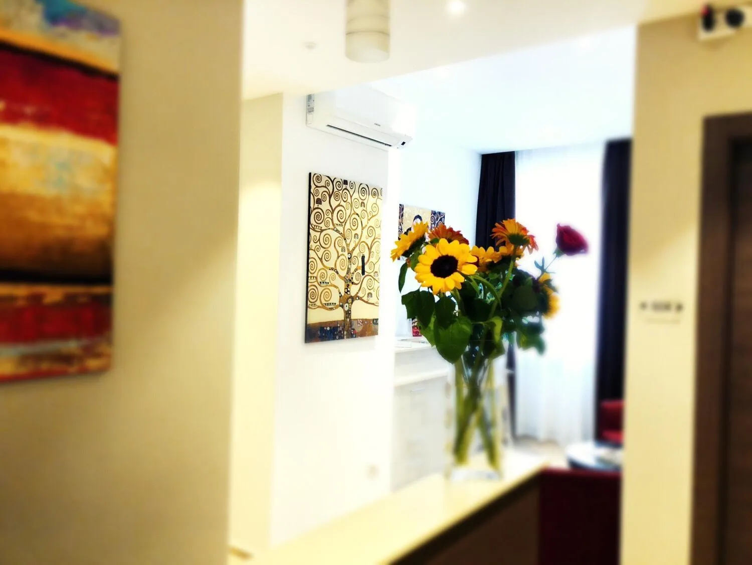 Decorative detail in House Garden