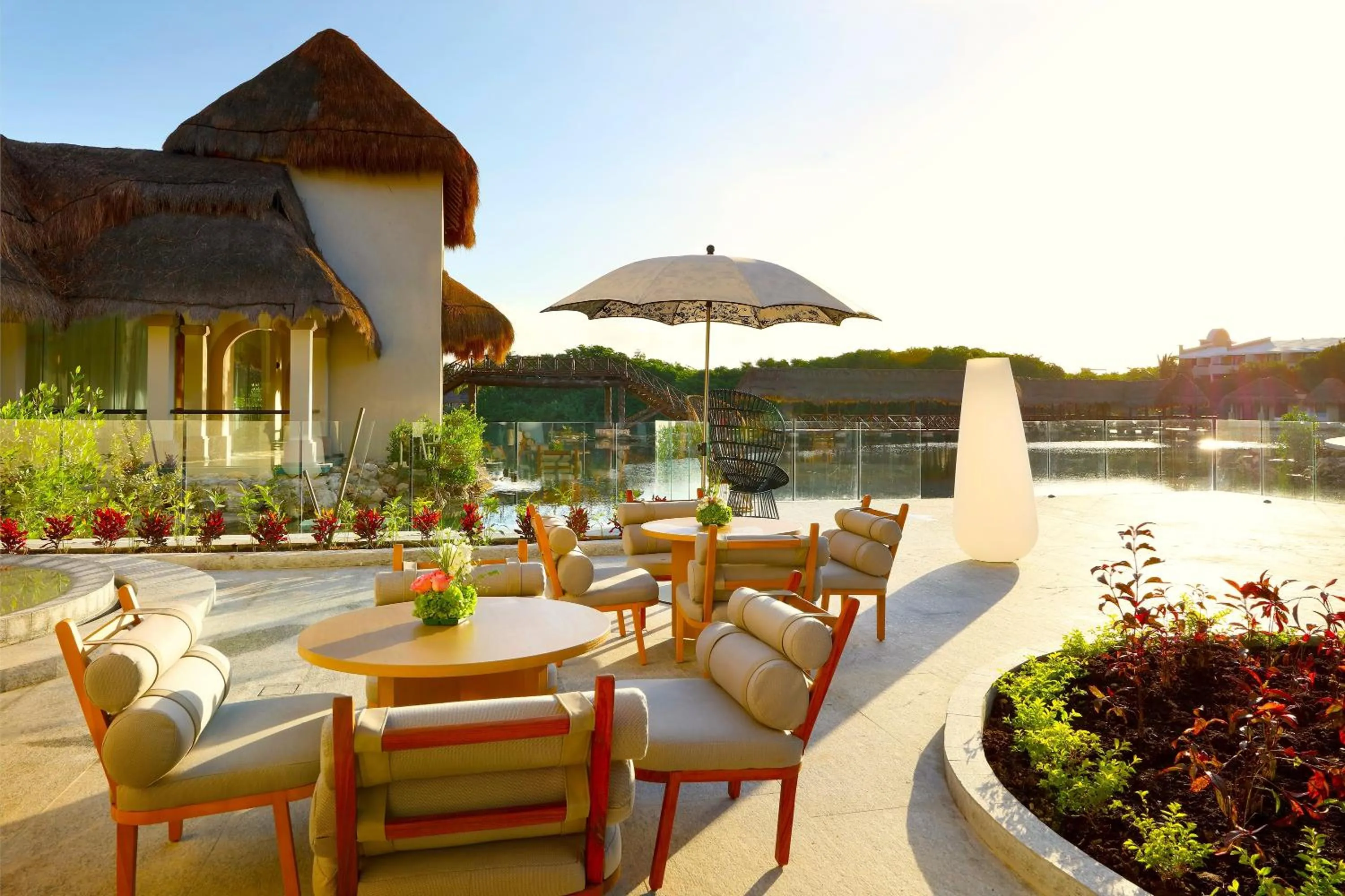 Area and facilities in TRS Yucatan Hotel - Adults Only