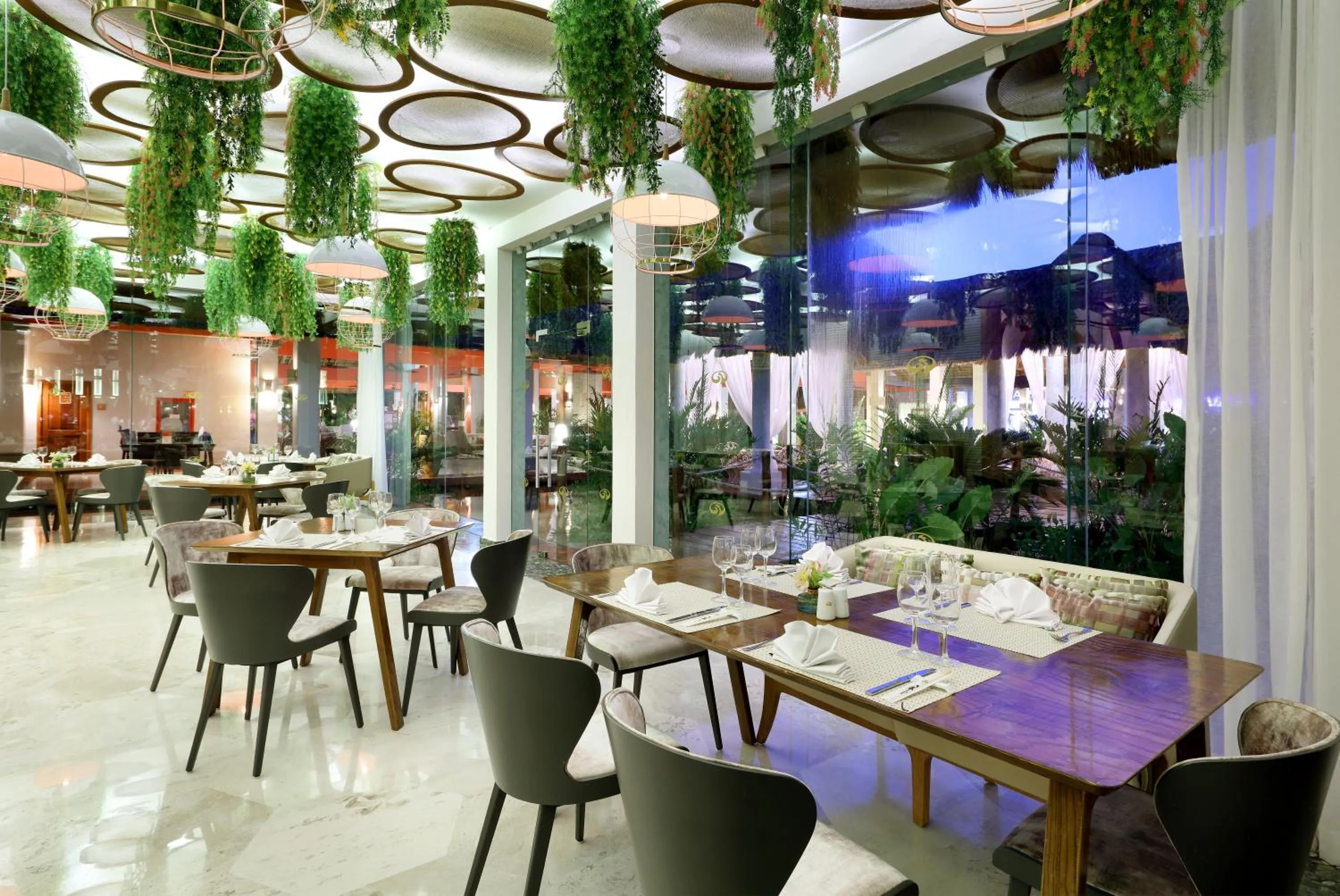 Restaurant/places to eat in TRS Yucatan Hotel - Adults Only