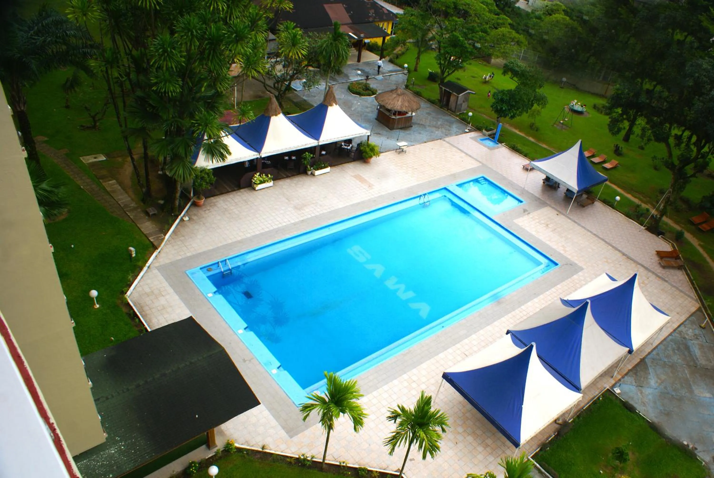 Swimming pool in Hôtel Sawa