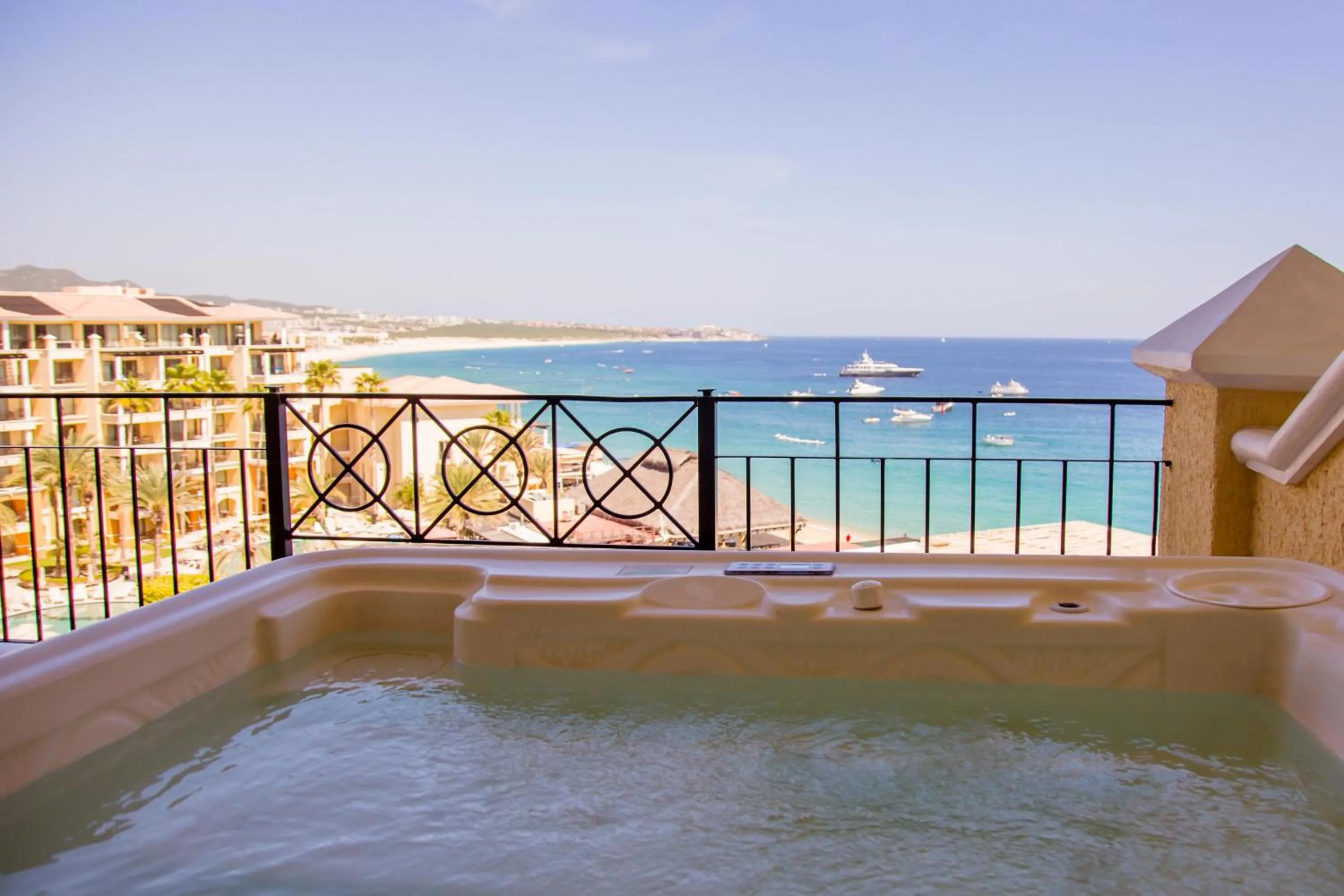 Hot Tub in Casa Dorada Los Cabos Resort & Spa