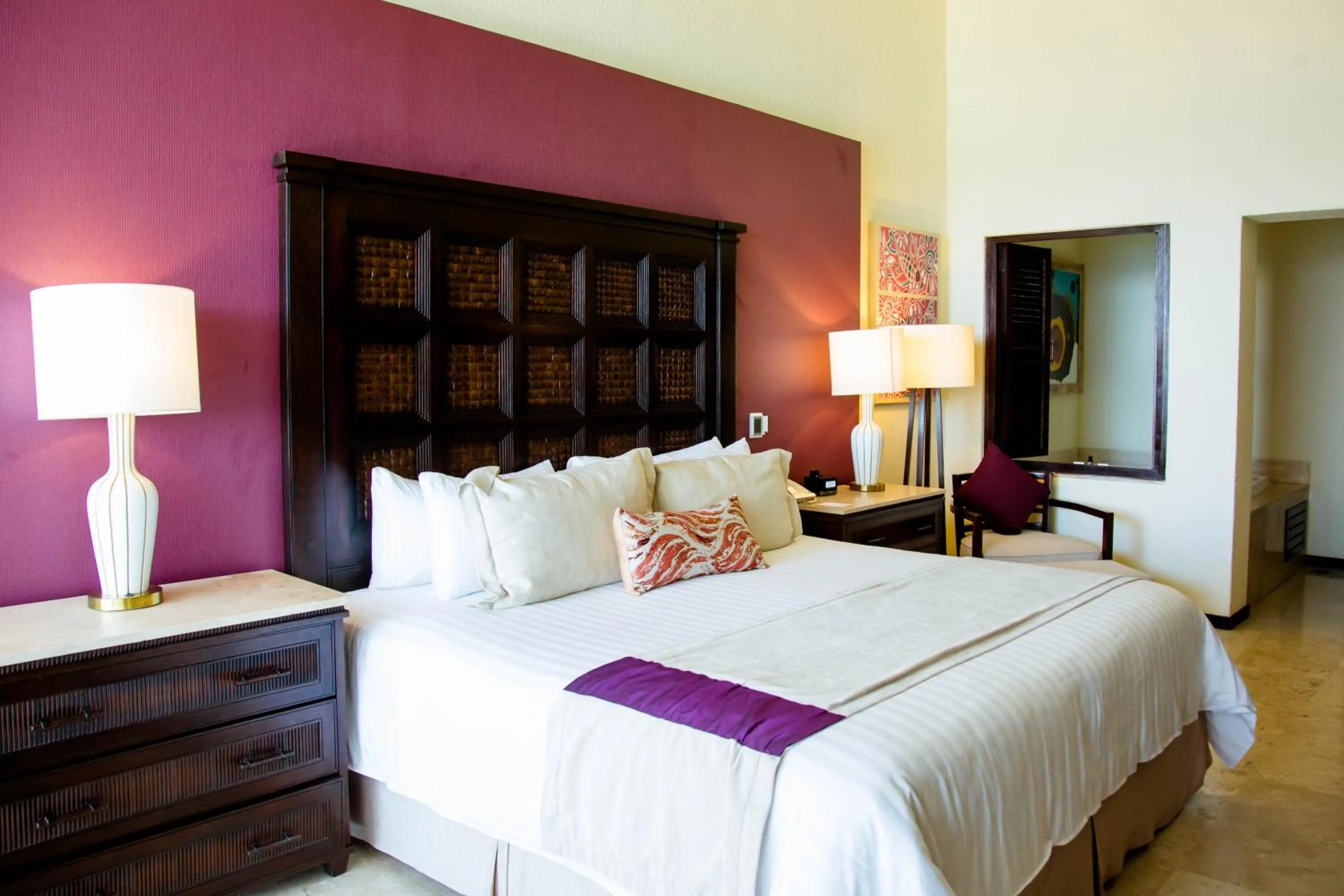 Bedroom, Bed in Casa Dorada Los Cabos Resort & Spa