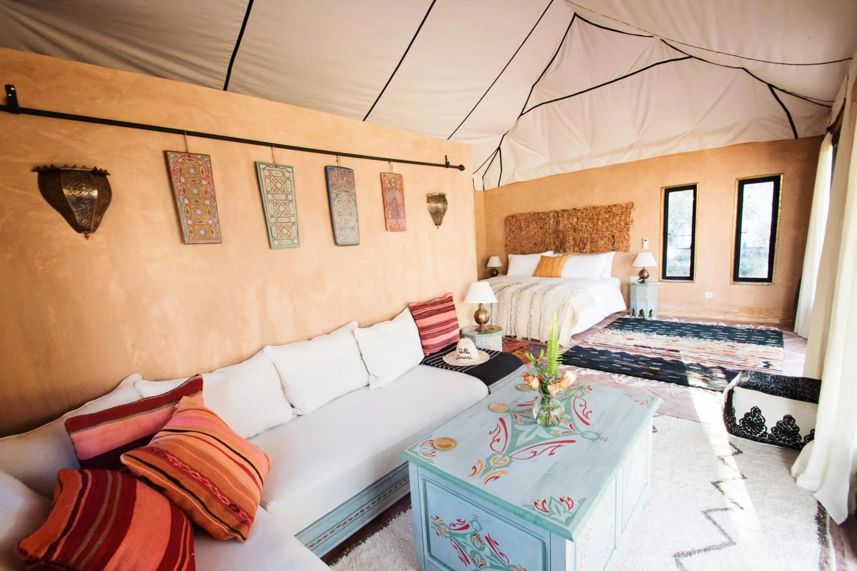 Photo of the whole room in Villa Dinari