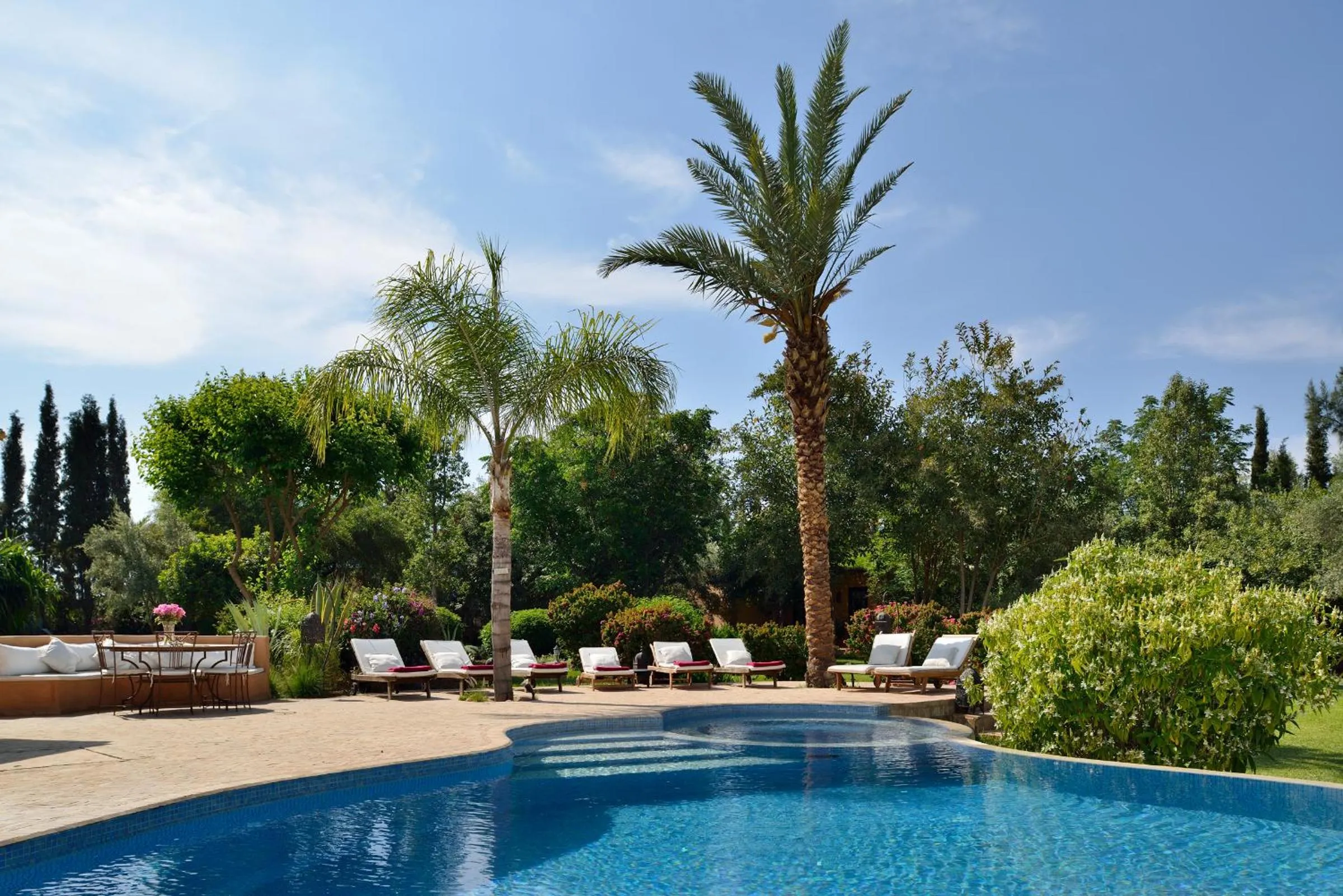 Swimming pool in Villa Dinari