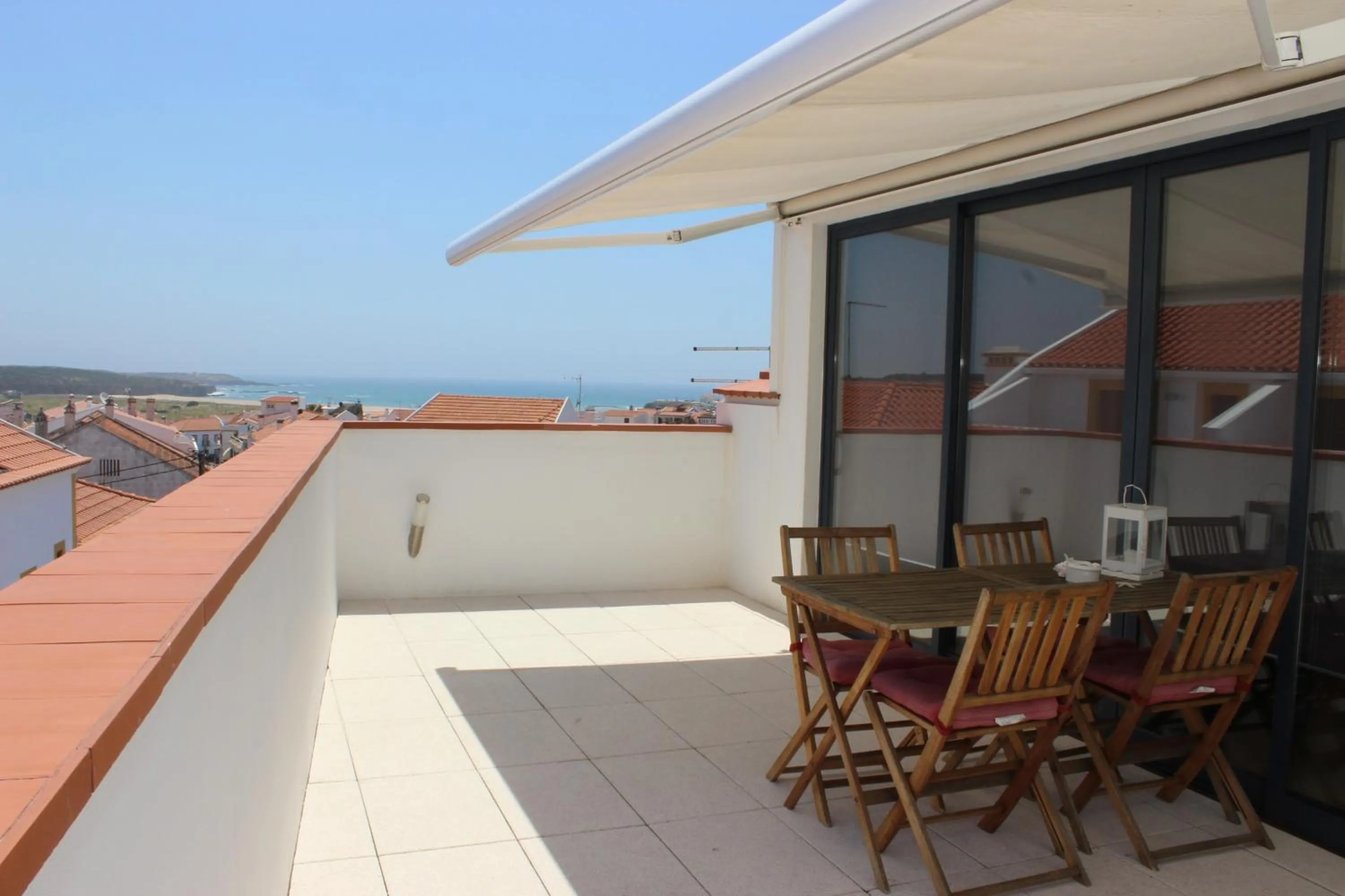 Patio in Born To Stay In Milfontes