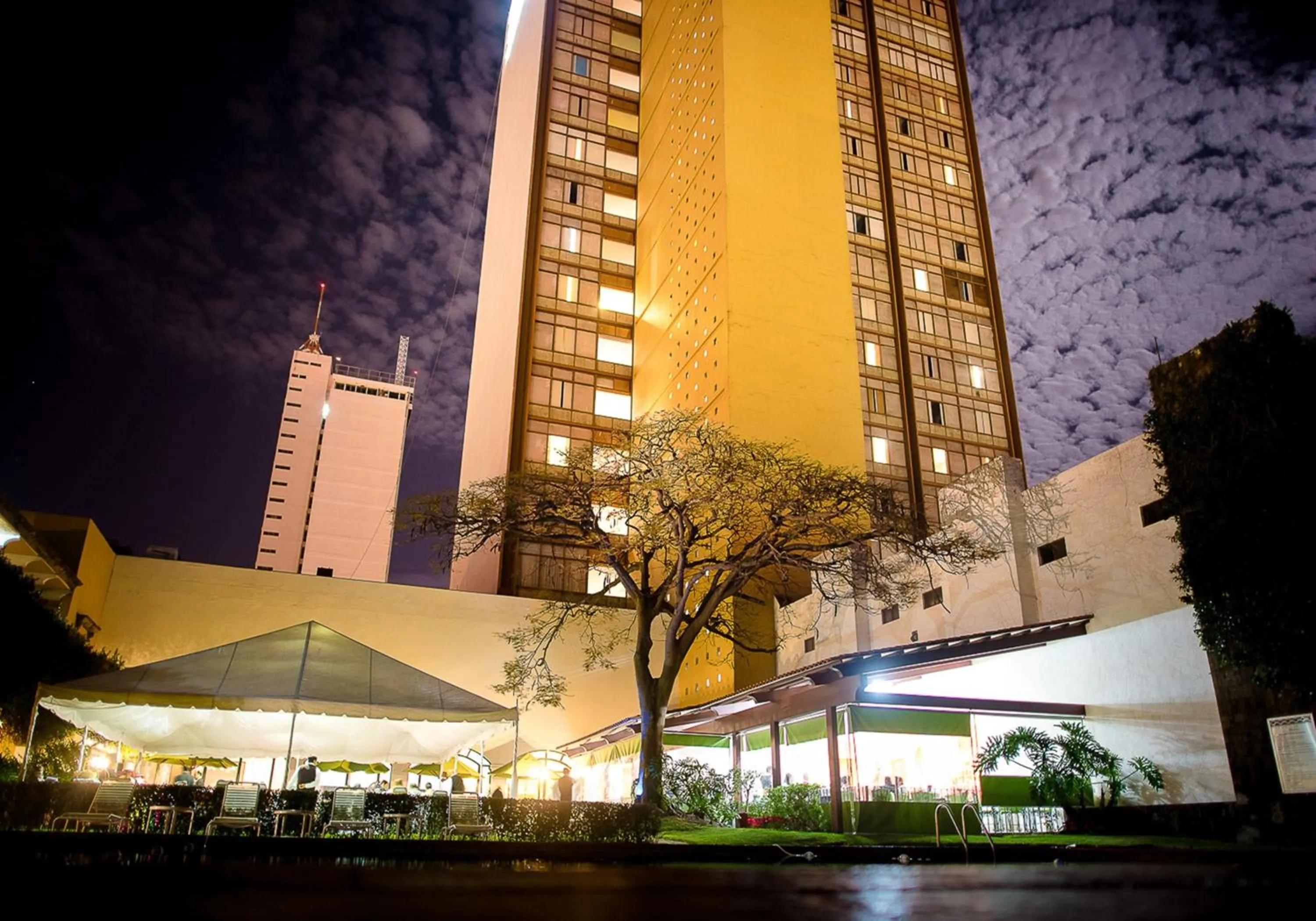 Facade/entrance in Mision Guadalajara Centro Historico