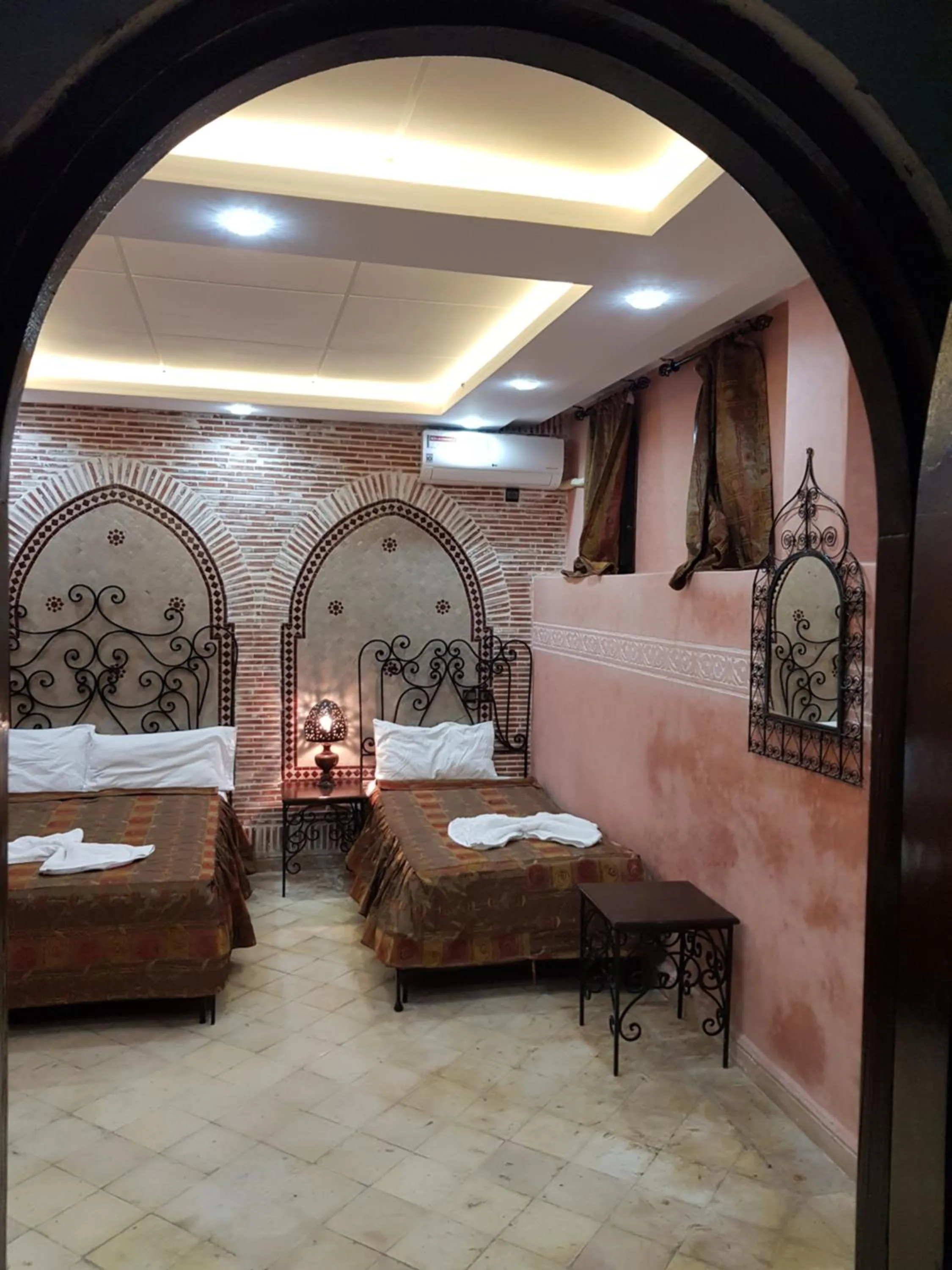 Bed in Hotel Salsabil