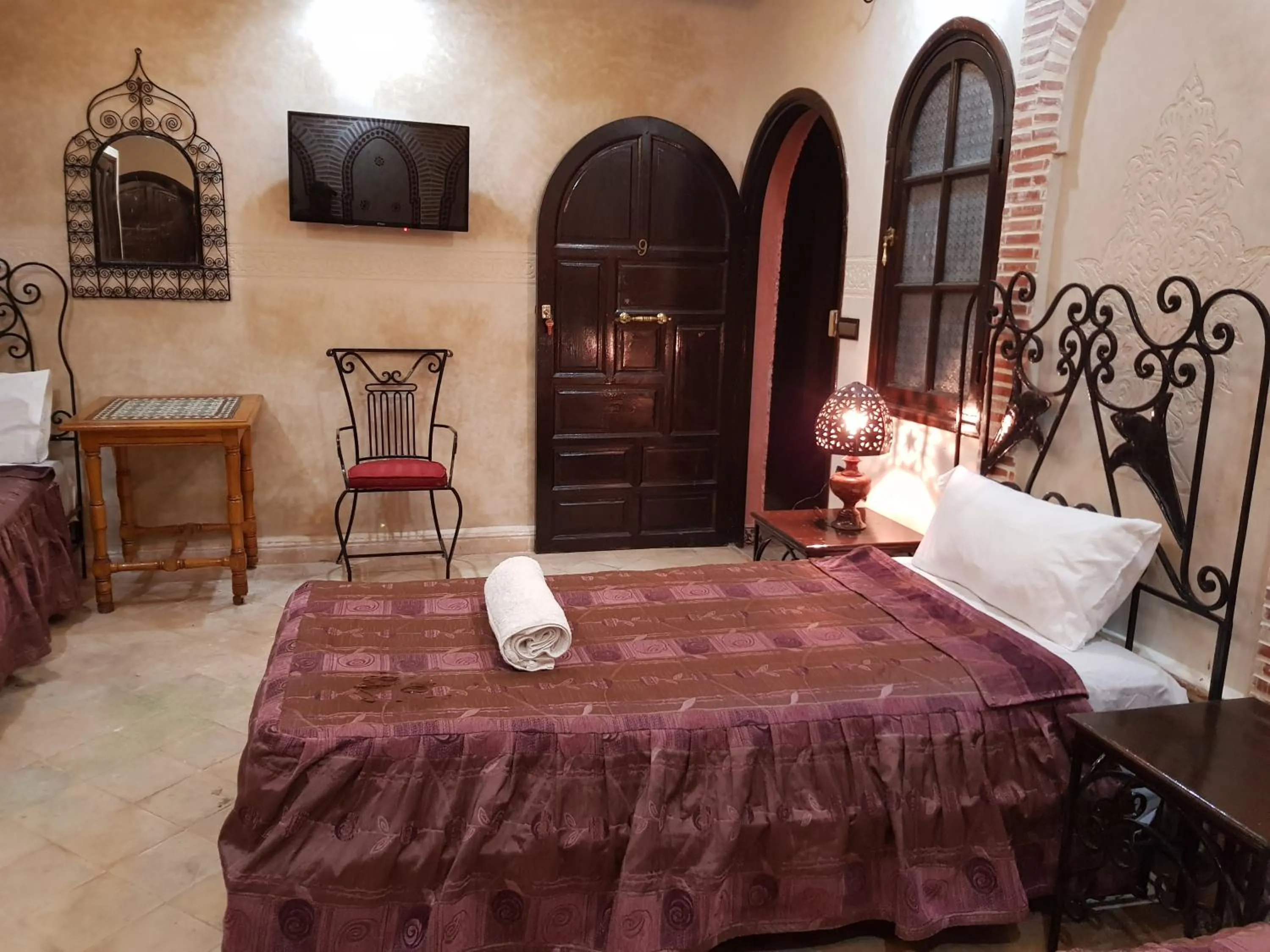 Bed in Hotel Salsabil