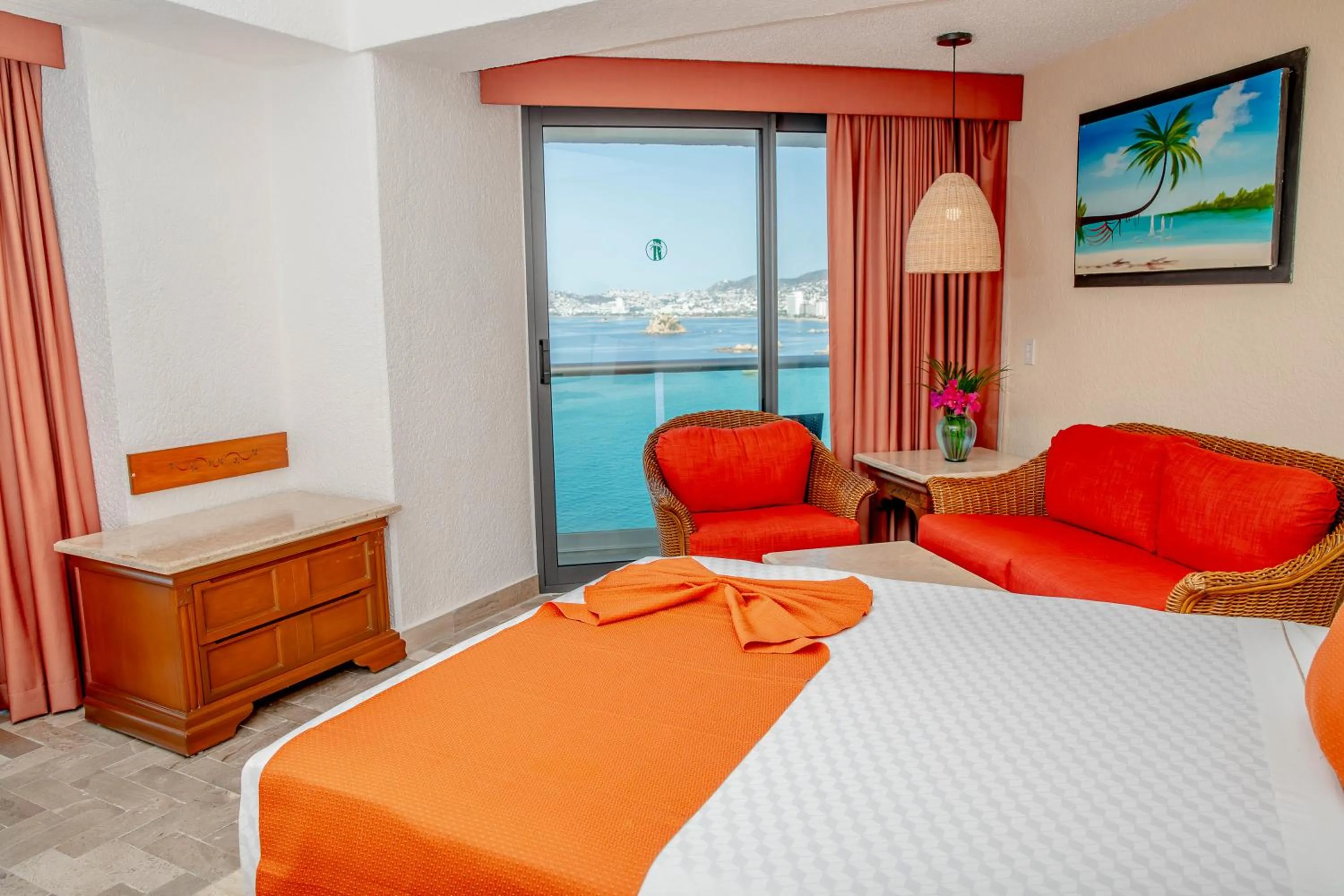 Sea view, Bed in Copacabana Beach Hotel Acapulco