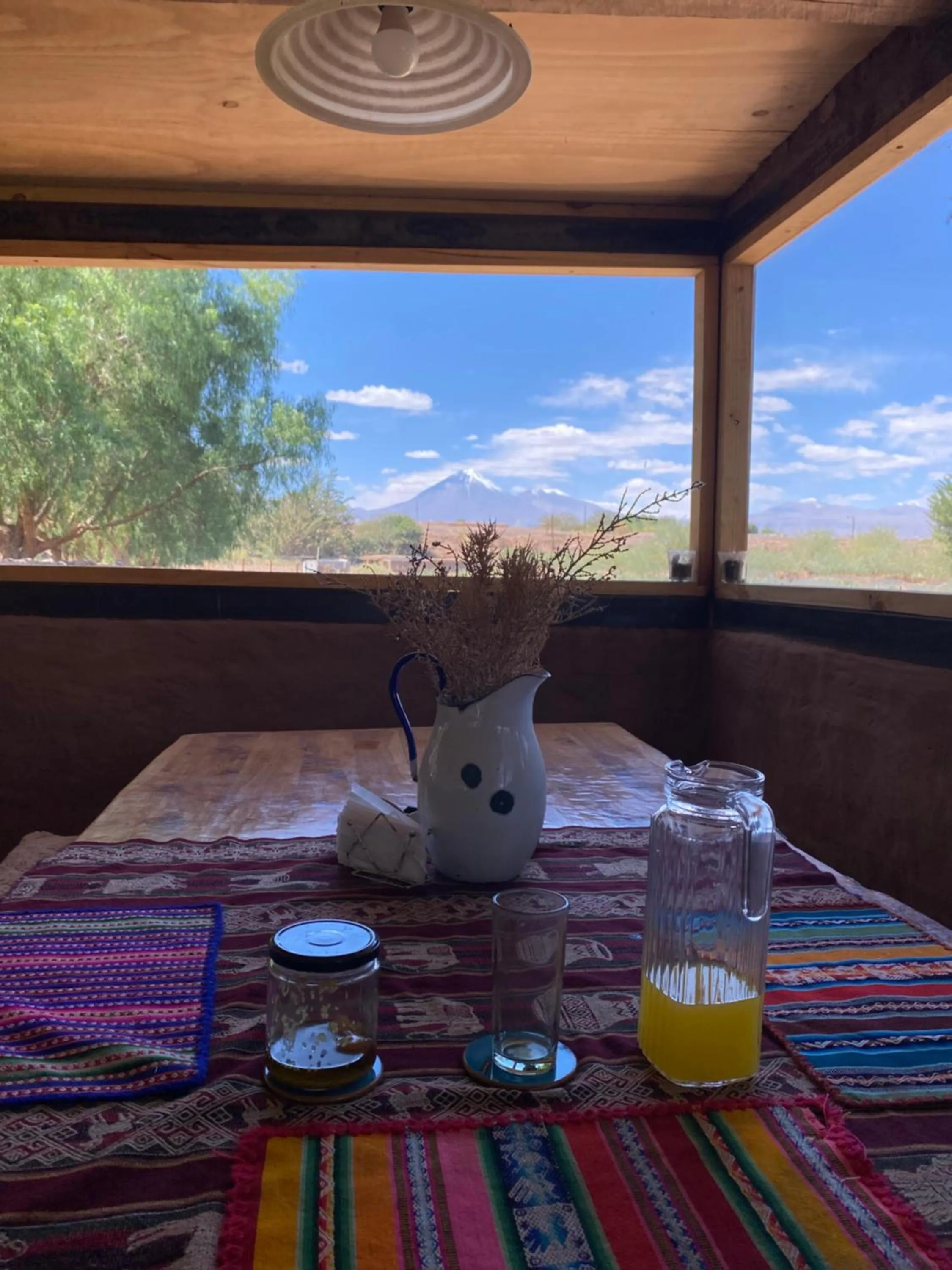 Dining area, Bed in Eco-Lodge El Andinista