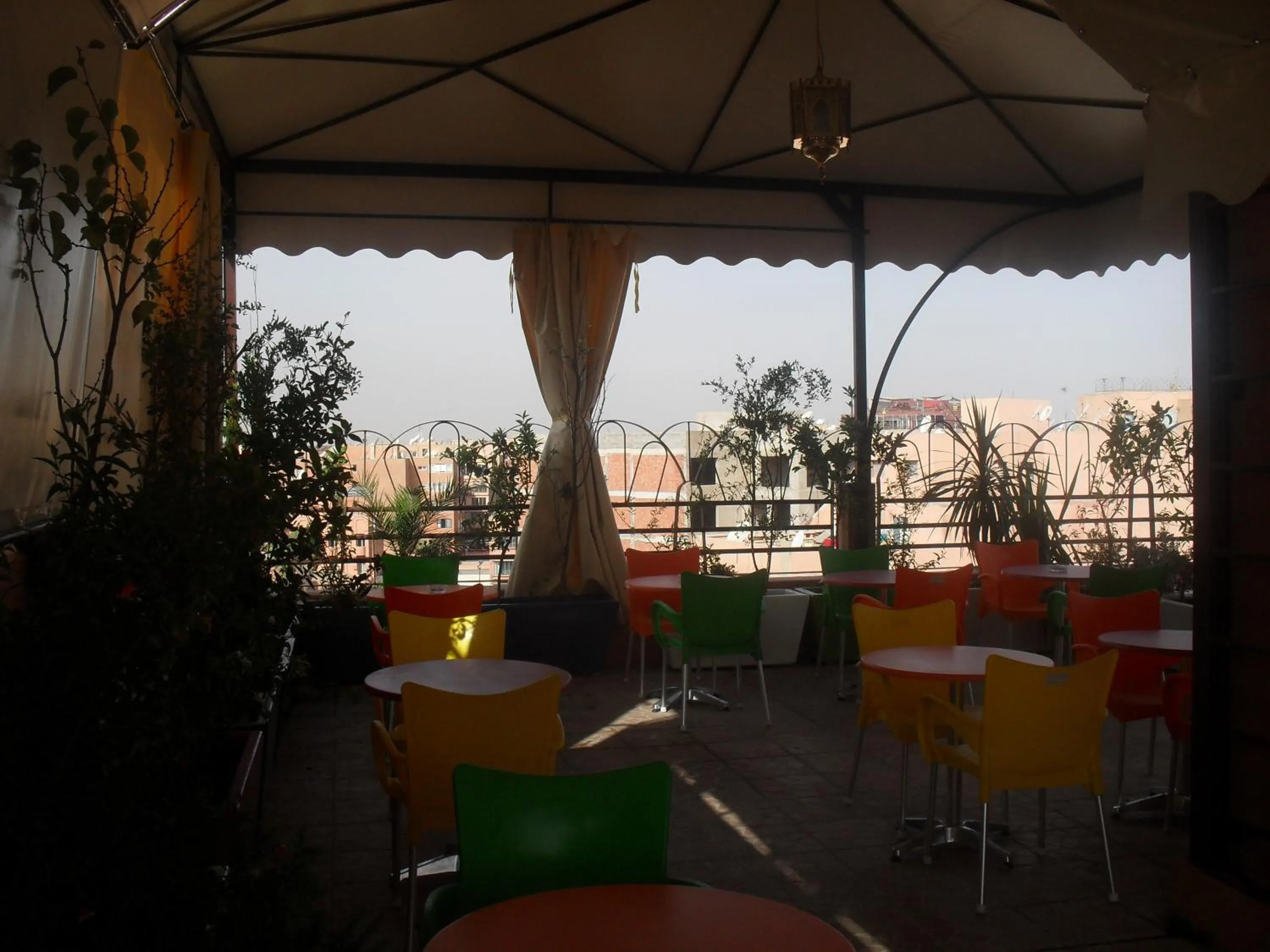 Restaurant/places to eat in Hotel Gomassine