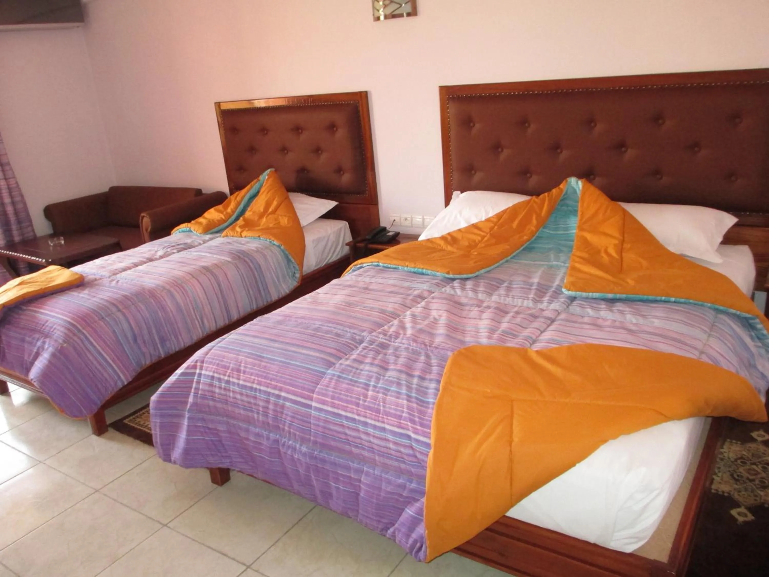 Photo of the whole room in Hotel Gomassine