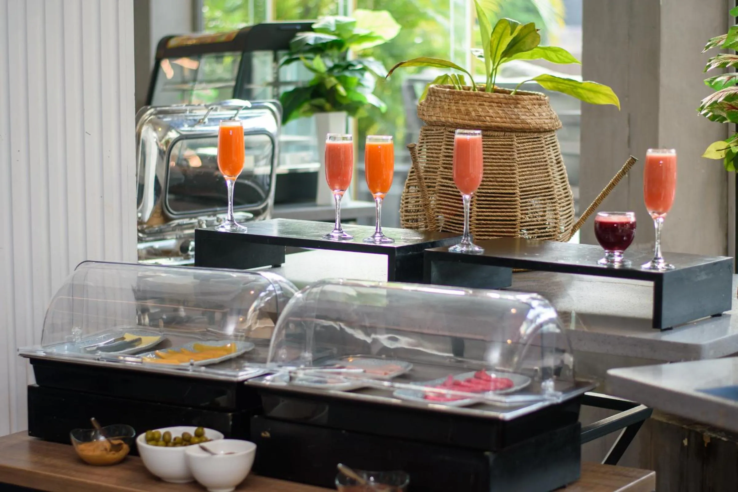 Breakfast in The Blowfish Hotel