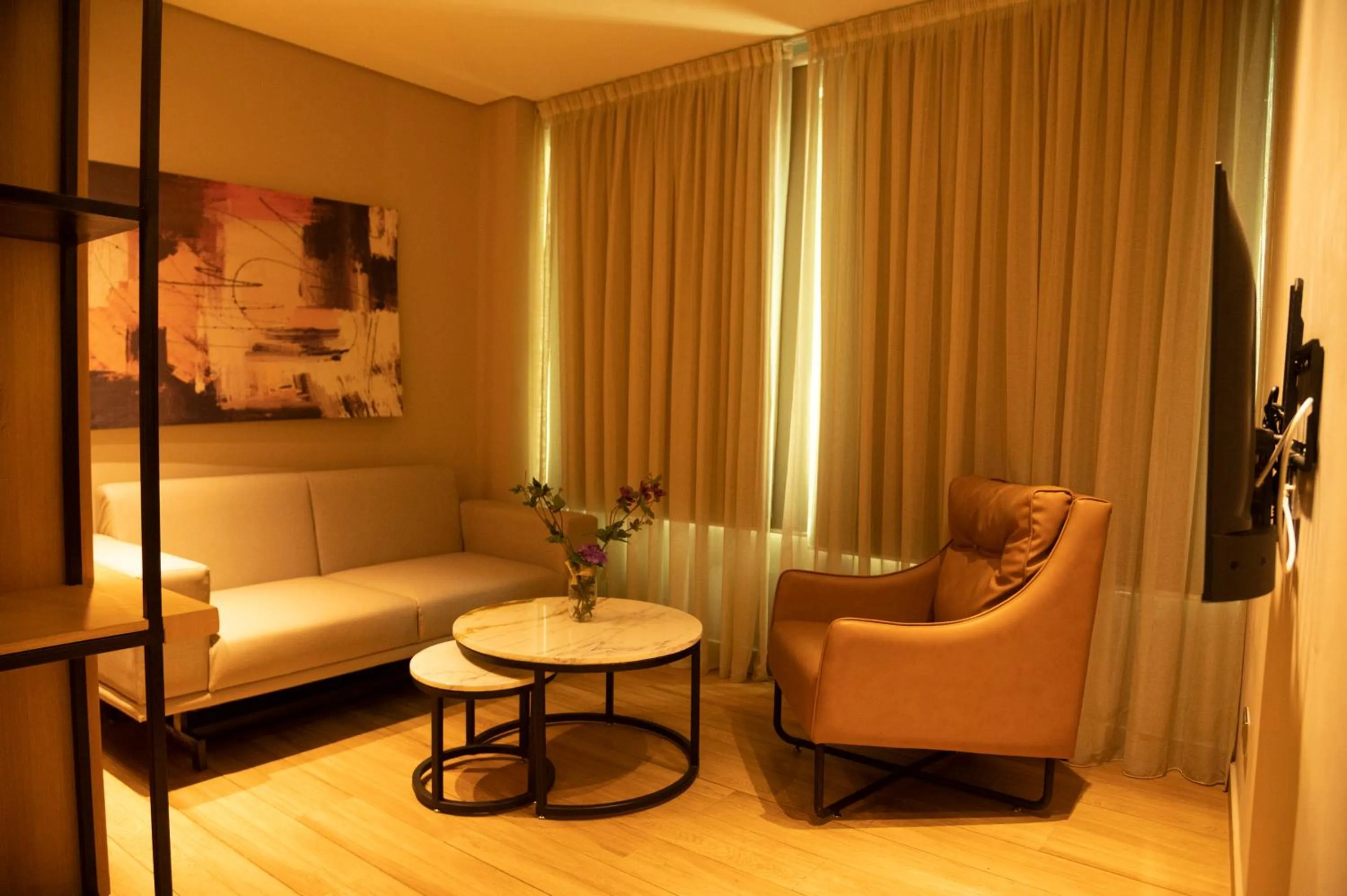 Living room in The Blowfish Hotel