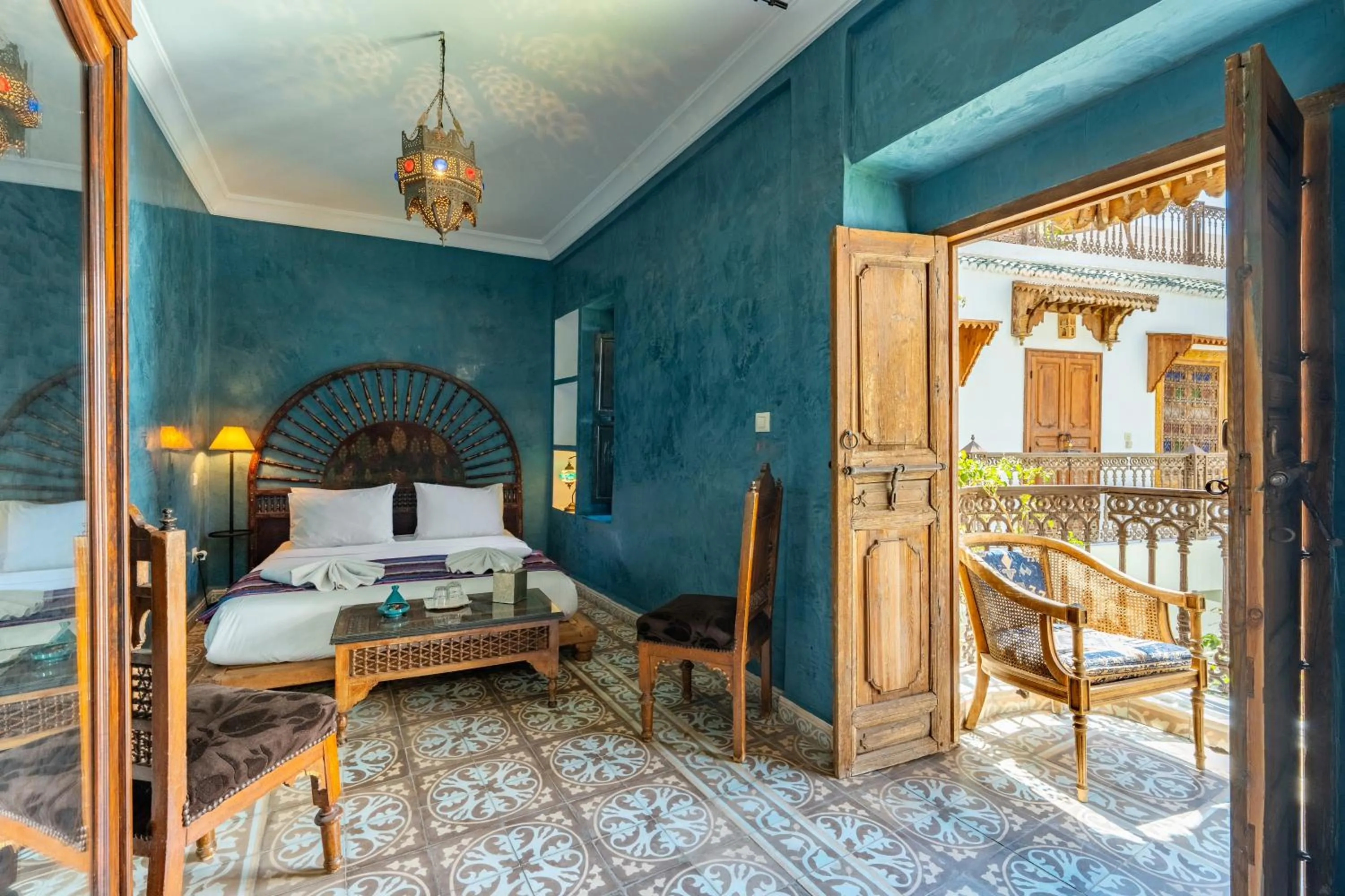 Photo of the whole room, Bed in Riad Yamina52