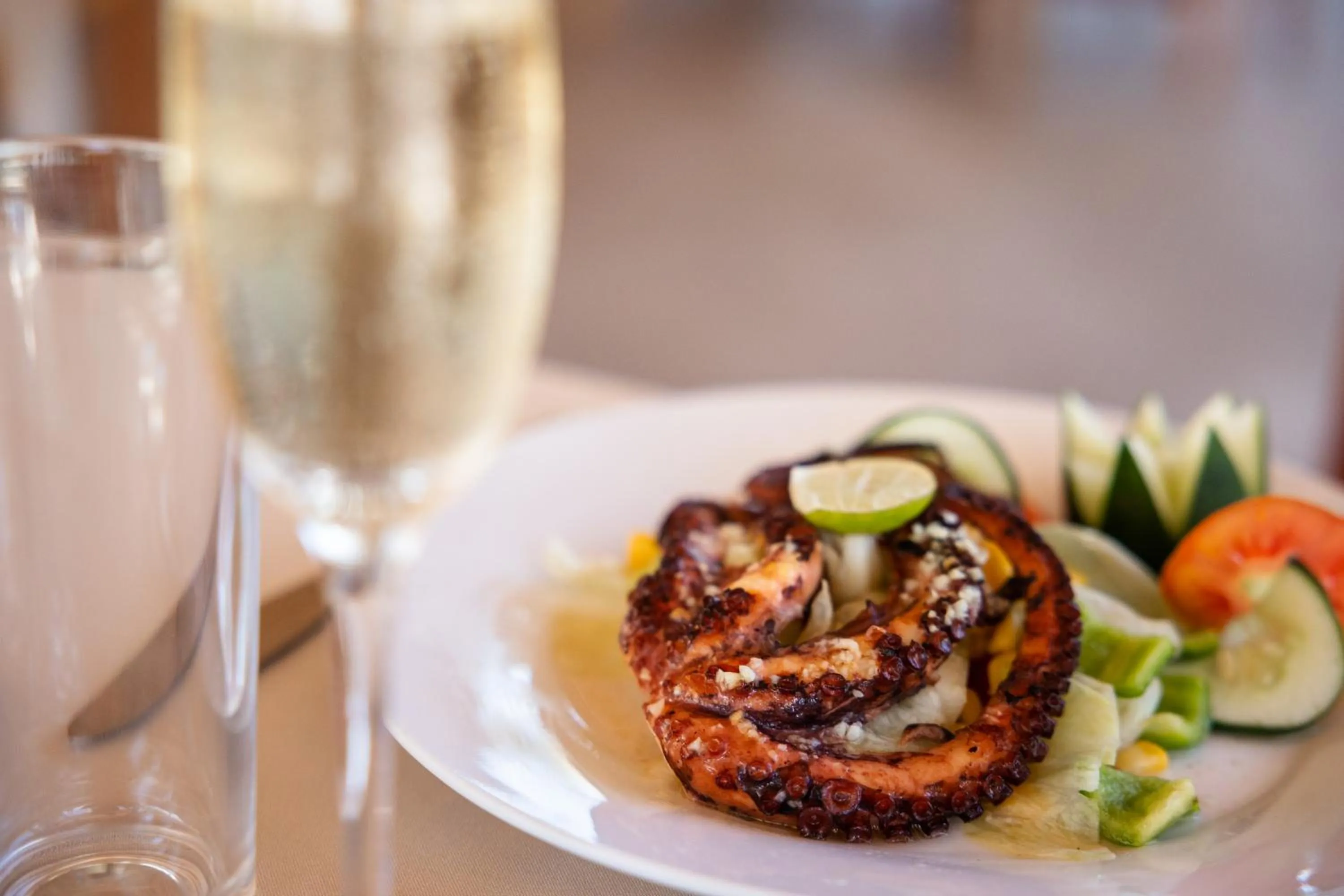 Food and drinks in AHG Sun Bay Mlilile Beach Hotel