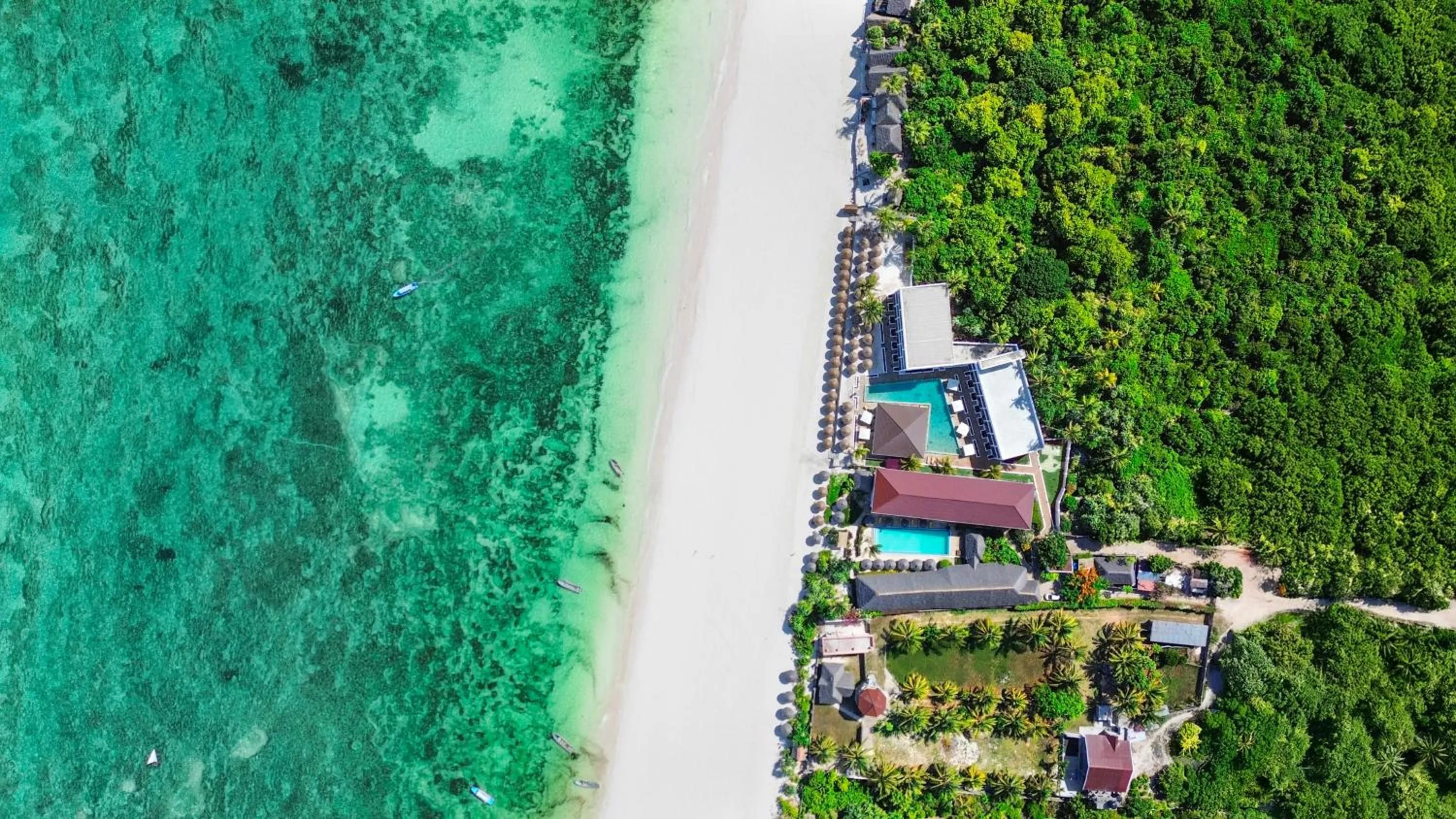 Property building in AHG Sun Bay Mlilile Beach Hotel