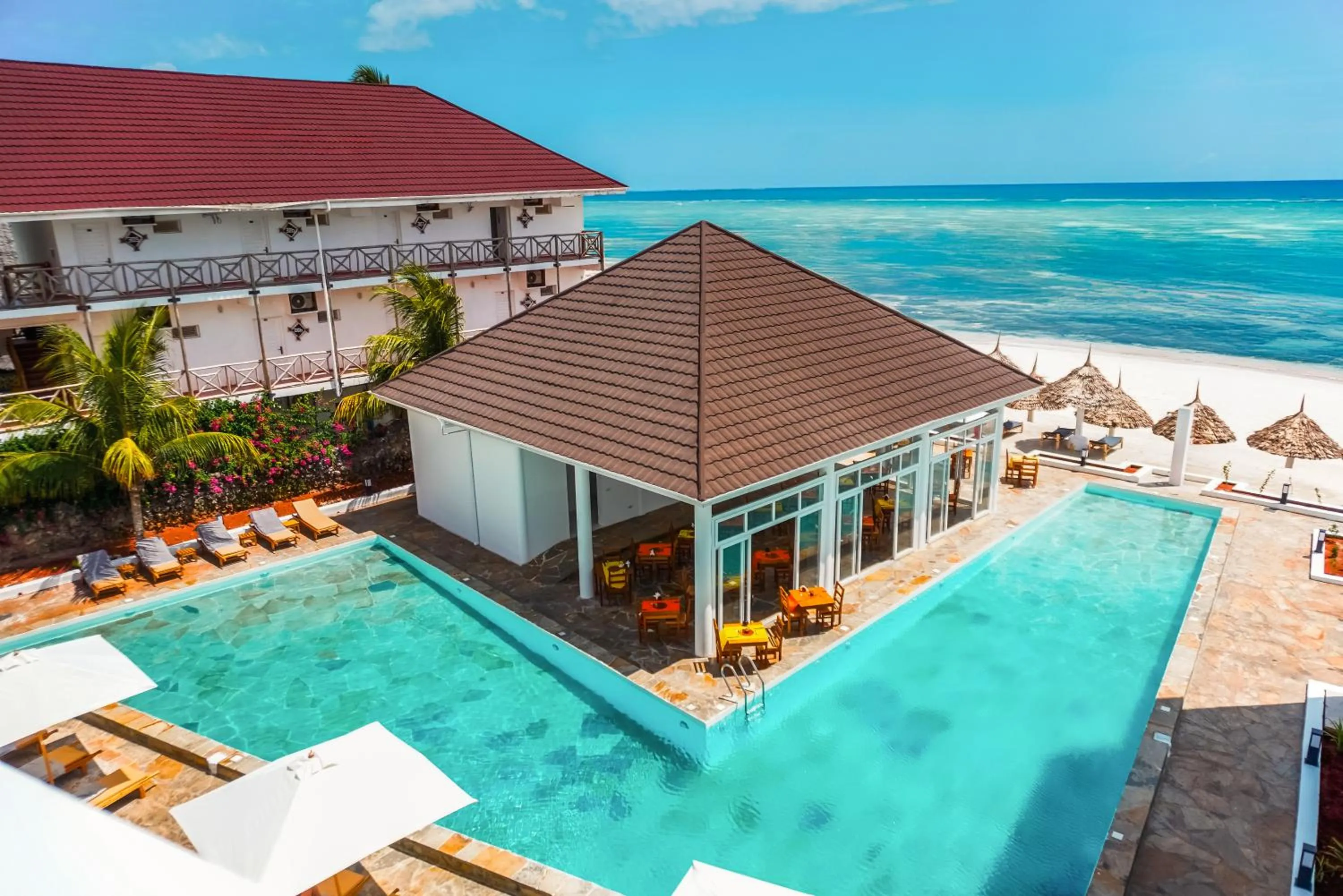 Beach in AHG Sun Bay Mlilile Beach Hotel