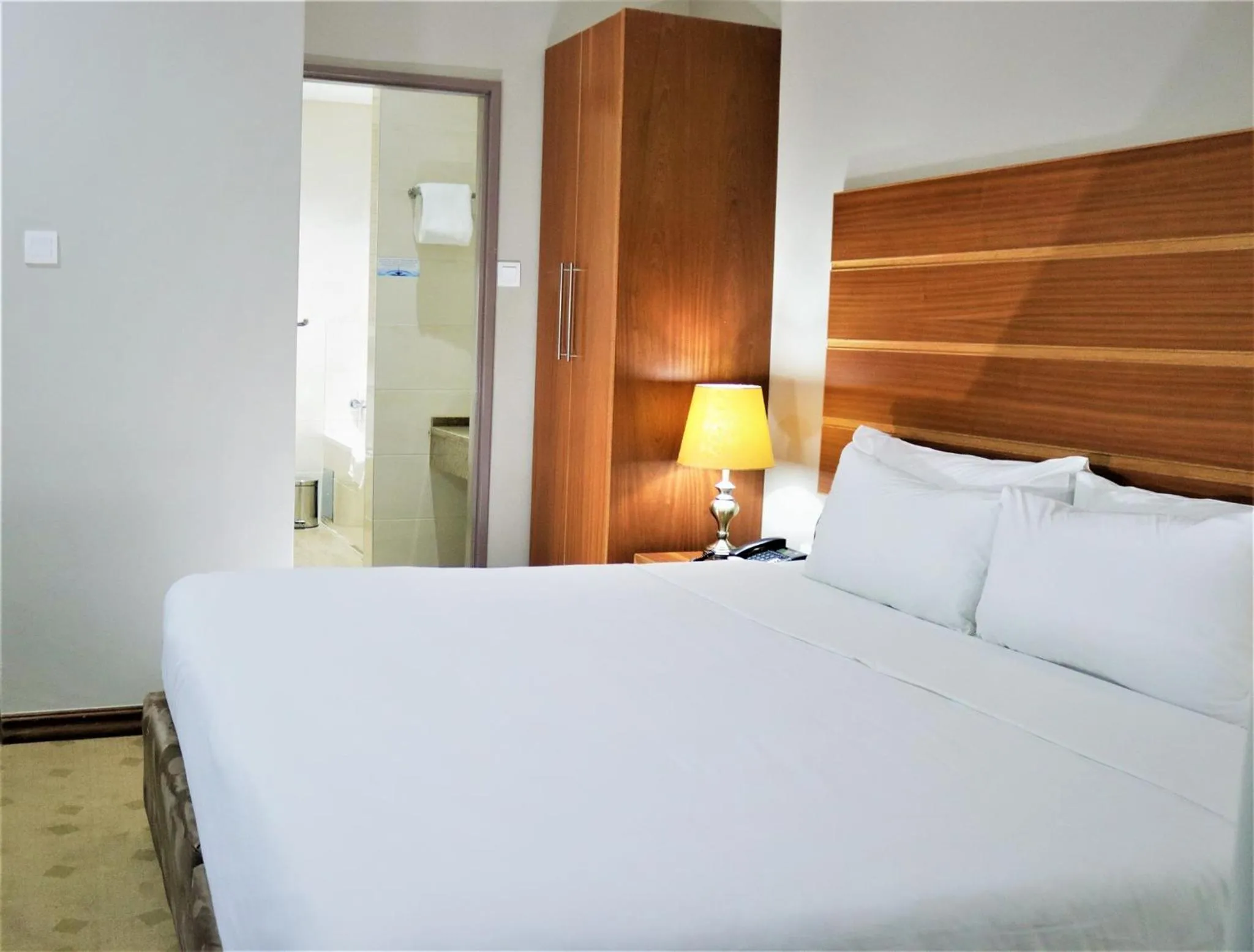Woodlane Hotel