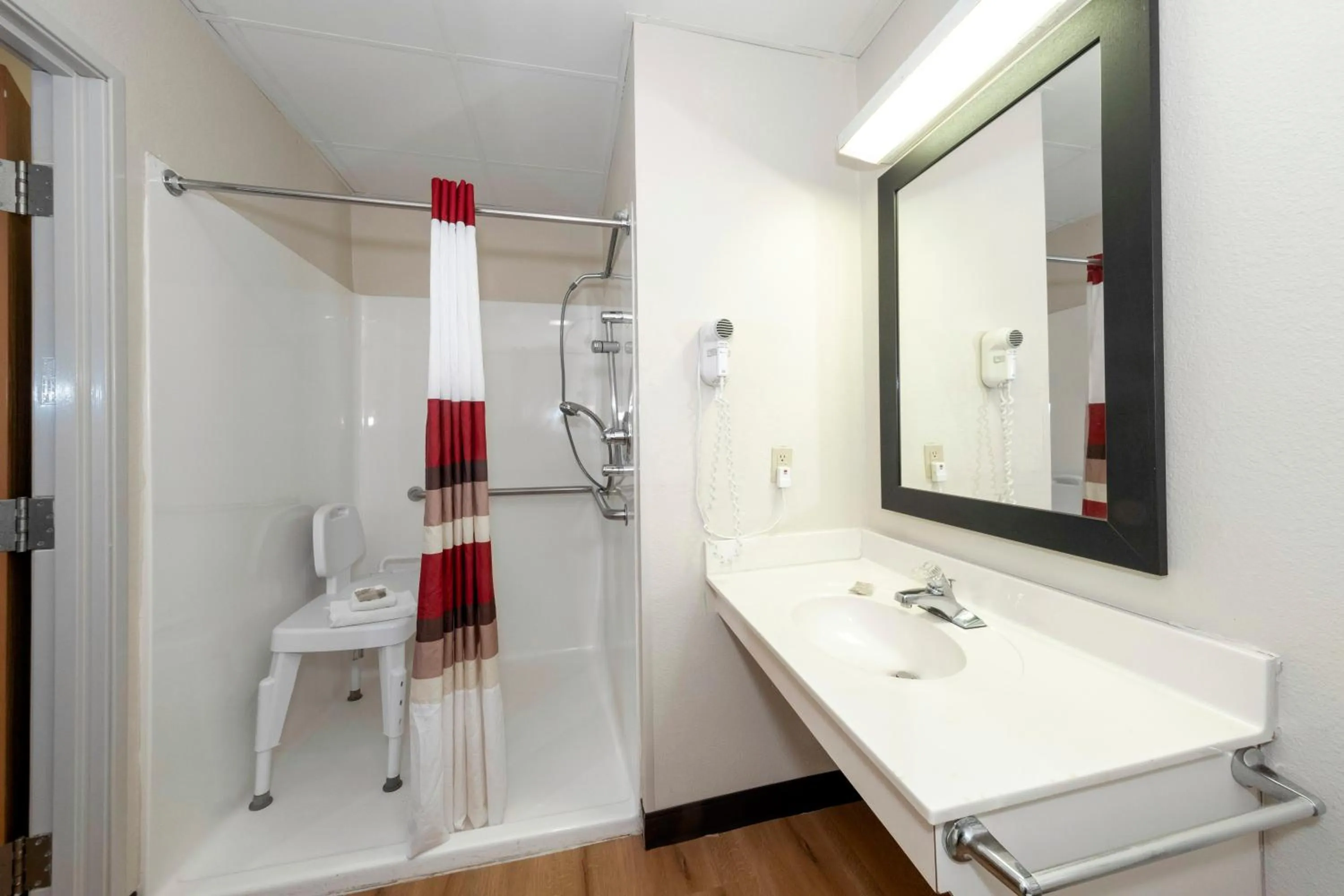 Other in Red Roof Inn St Robert Ft Leonard Wood