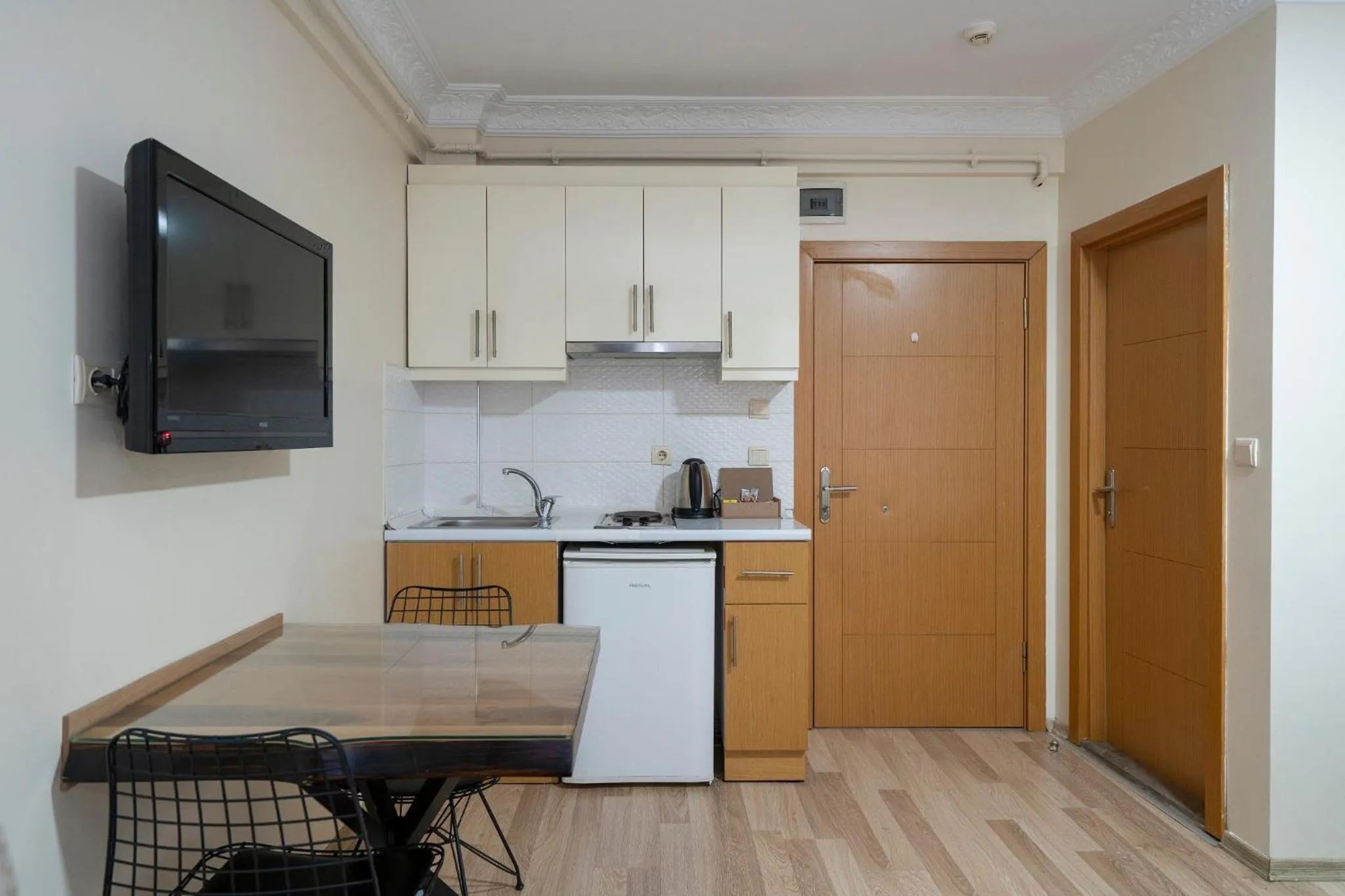 Kitchen or kitchenette in Asteria House