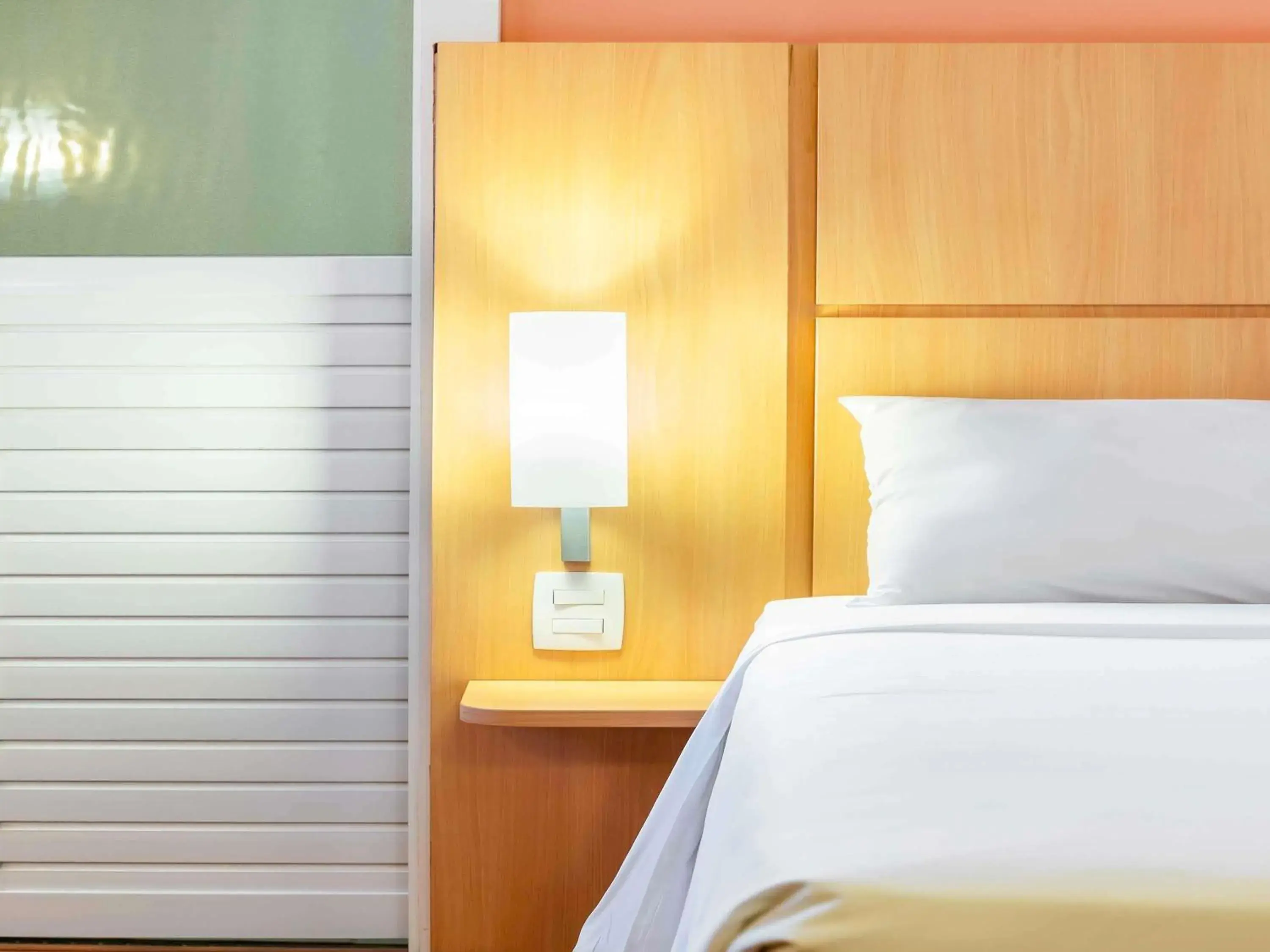 Standard Apartment with One Double Bed - Disability Access in ibis BH Afonso Pena Savassi Standard Apartment with One Double Bed - Disability Access in ibis BH Afonso Pena Savassi