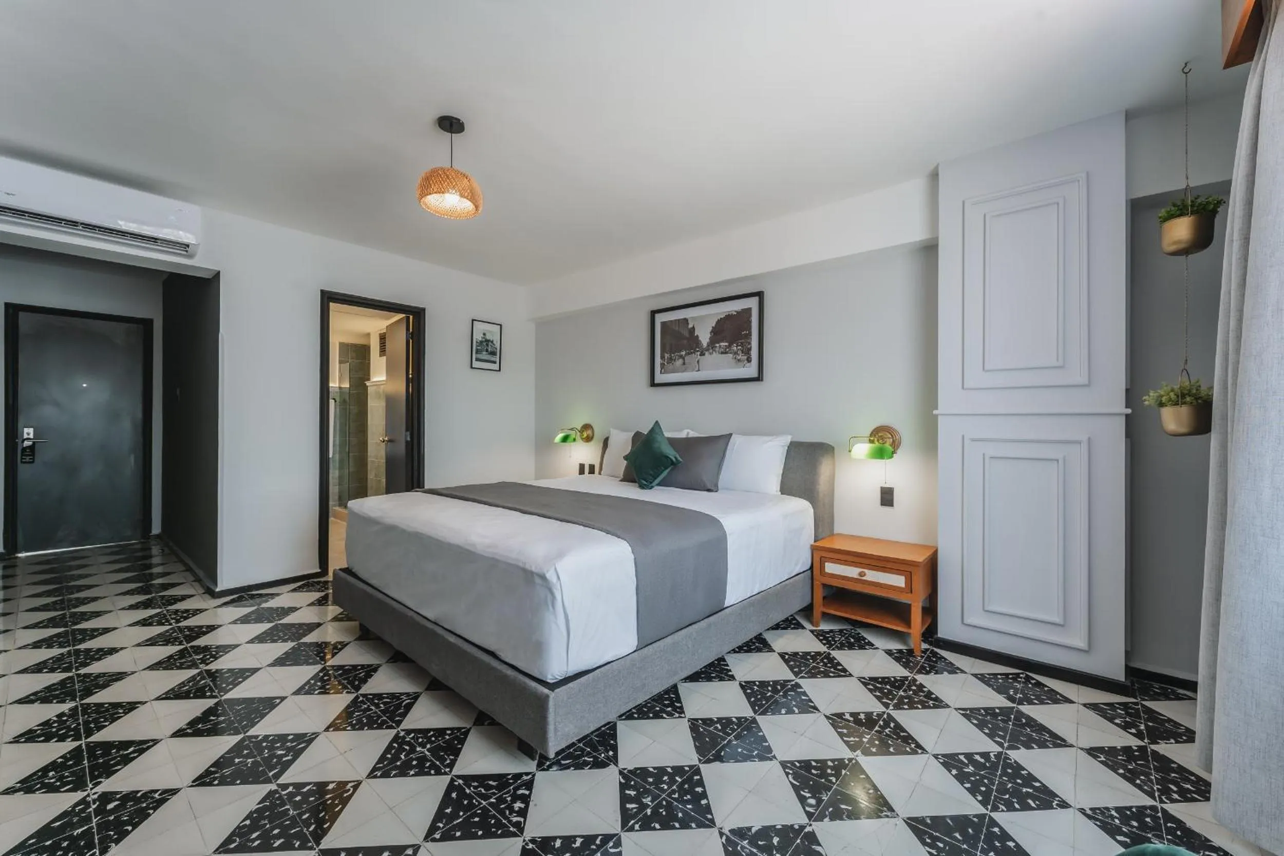 Bed in Gran Hotel Panamericana, Mérida