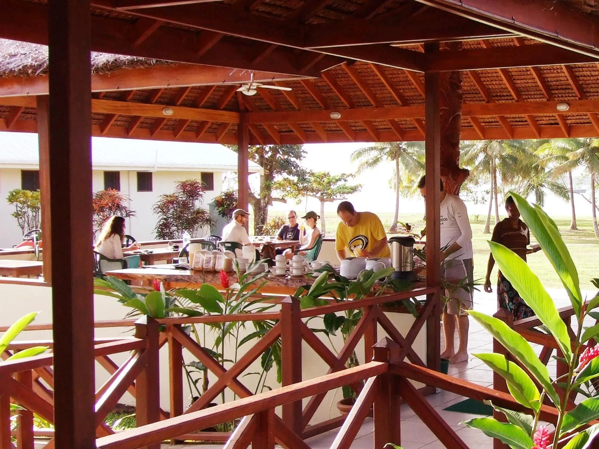 Restaurant/places to eat in Beachfront Resort