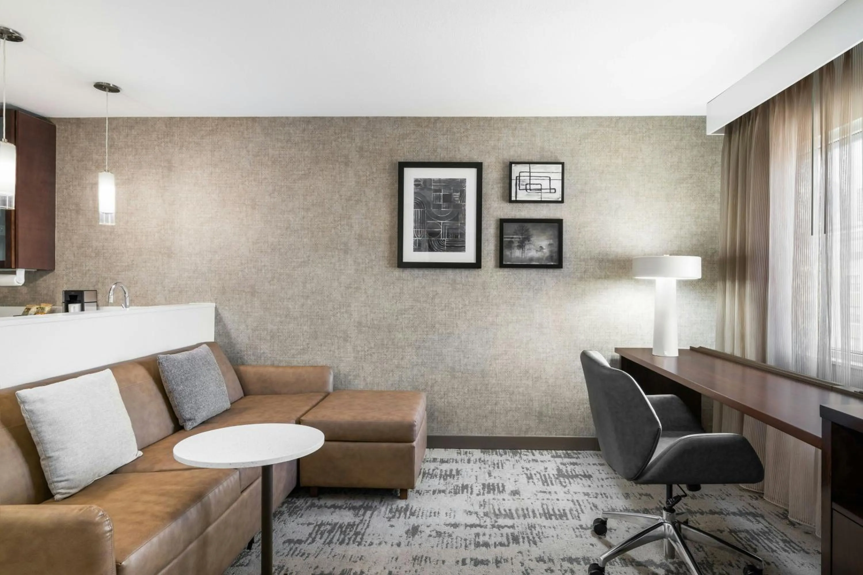 Living room in Residence Inn by Marriott Des Moines Downtown